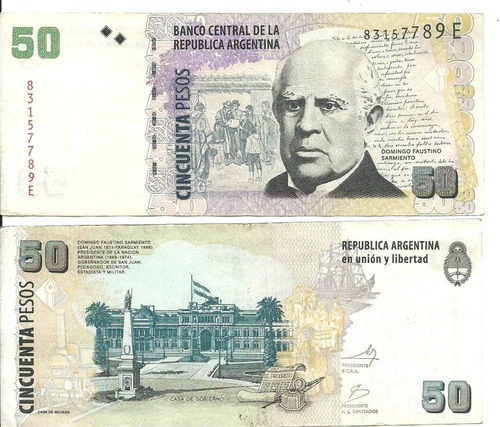 El billete de 50 pesos que aún circula, Sarmiento de un lado, la Plaza de Mayo del otro, con la pirámide en primer plano y la Casa de Gobierno al fondo