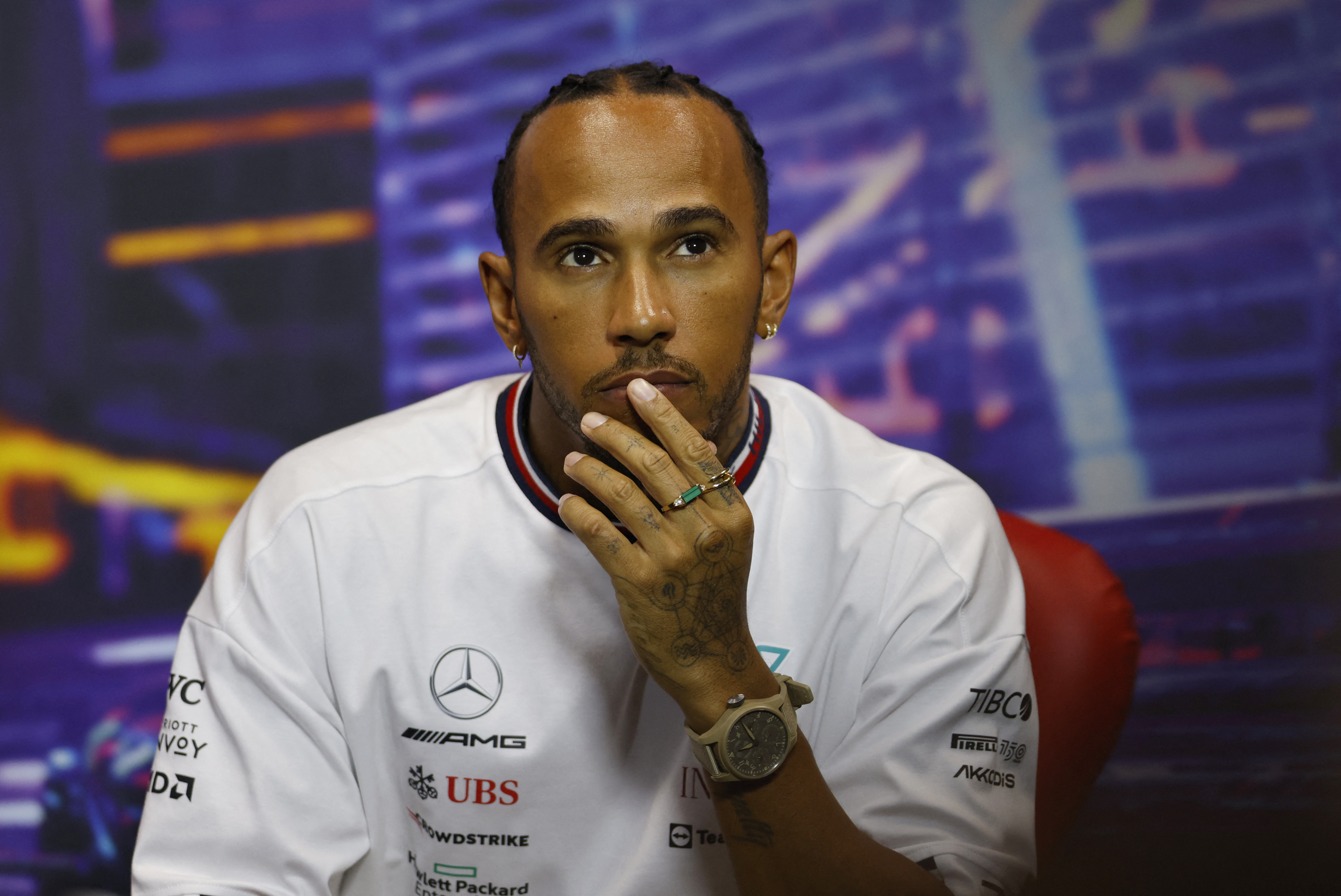 Lewis Hamilton criticó la posible coronación anticipada de Max Verstappen (Grand Prix REUTERS/Edgar Su)