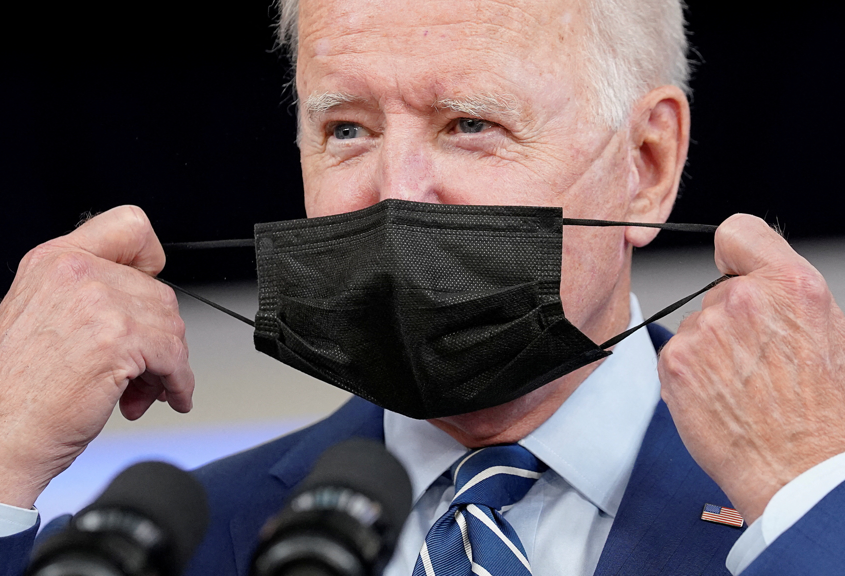 La administración de Biden ha comprado 3,2 millones de dosis de Novavax hasta el momento (REUTERS/Kevin Lamarque)