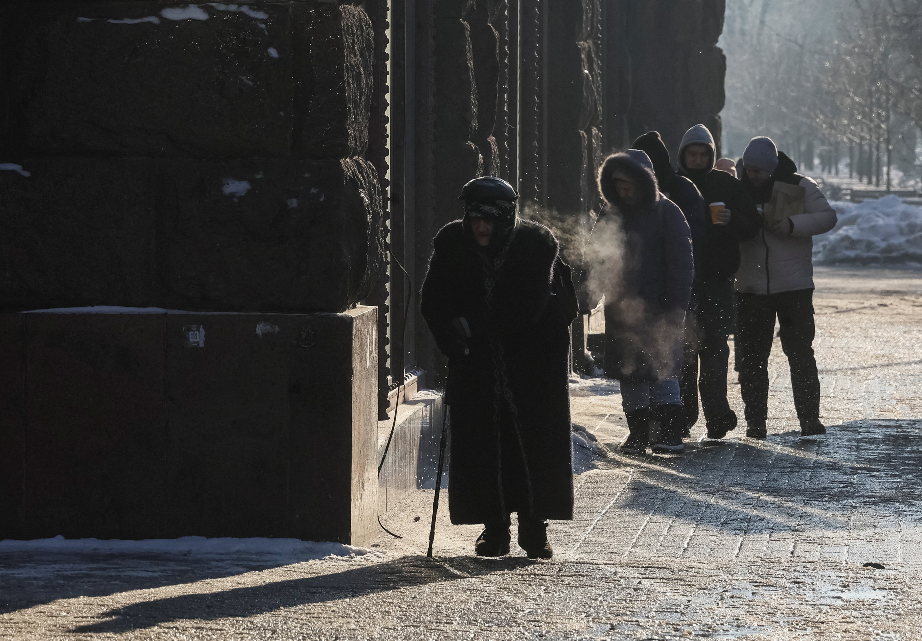 El Gobierno se concentra en la reforma laboral y relega la baja de impuestos y los cambios en el Código Penal