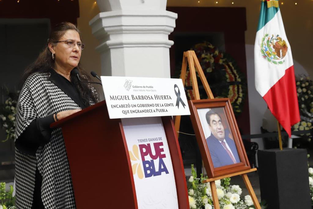 La esposa del gobernador de Puebla dedicó unas palabras para recordar a su difunto esposo(foto: Cortesía)