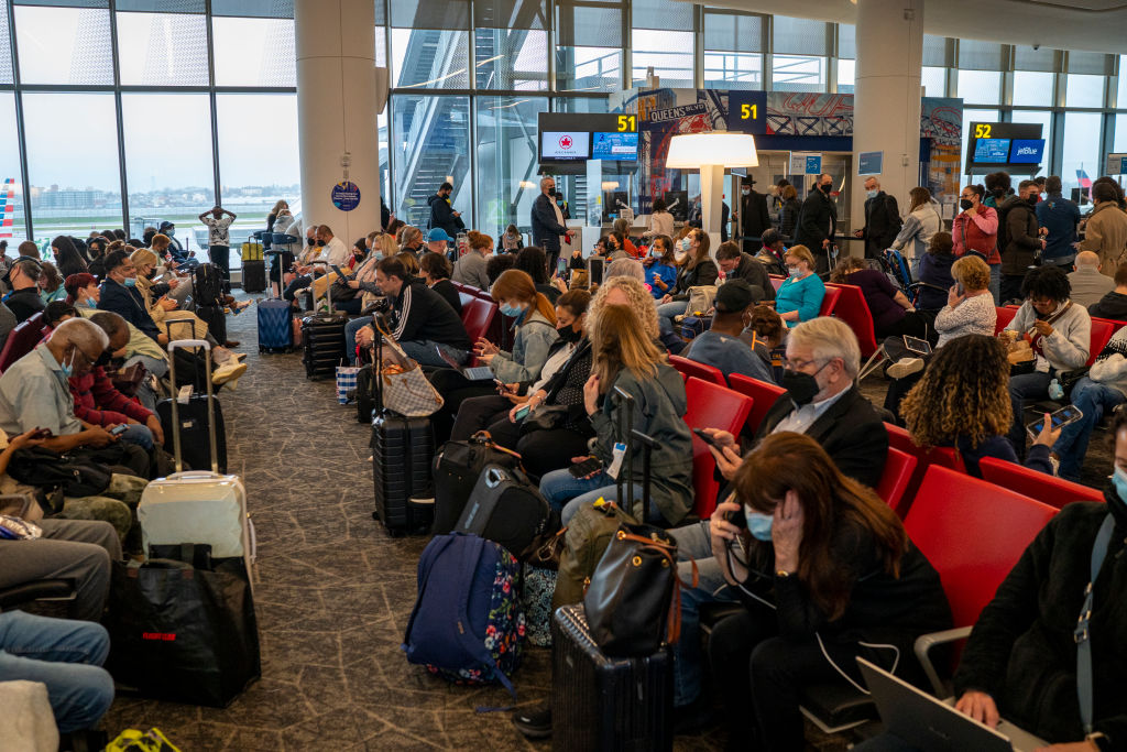 On Monday, about 3,500 flights remained canceled in the United States.  (GETTY)