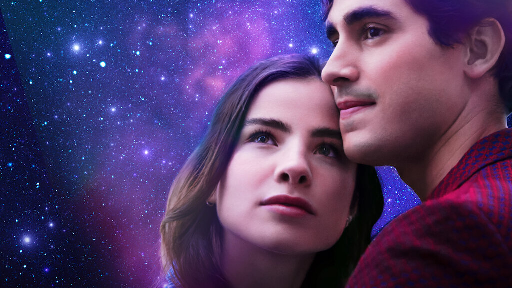 Henry Zaga es un actor brasileño, actualmente de 29 años, quien interpreta a Gabriel, el protagonista masculino de "Más allá del universo". (Netflix)
