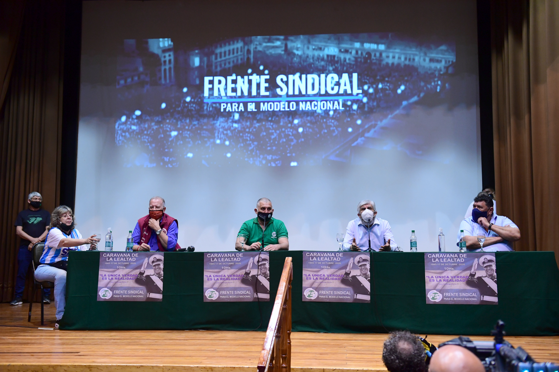 Hugo Moyano en la conferencia de prensa previa a la caravana