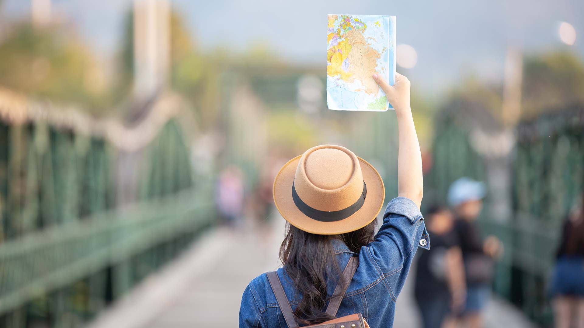 Los viajes estimulan nuestro cerebro, lo vuelven más plástico, más creativo, y nos dan más capacidad de comprender