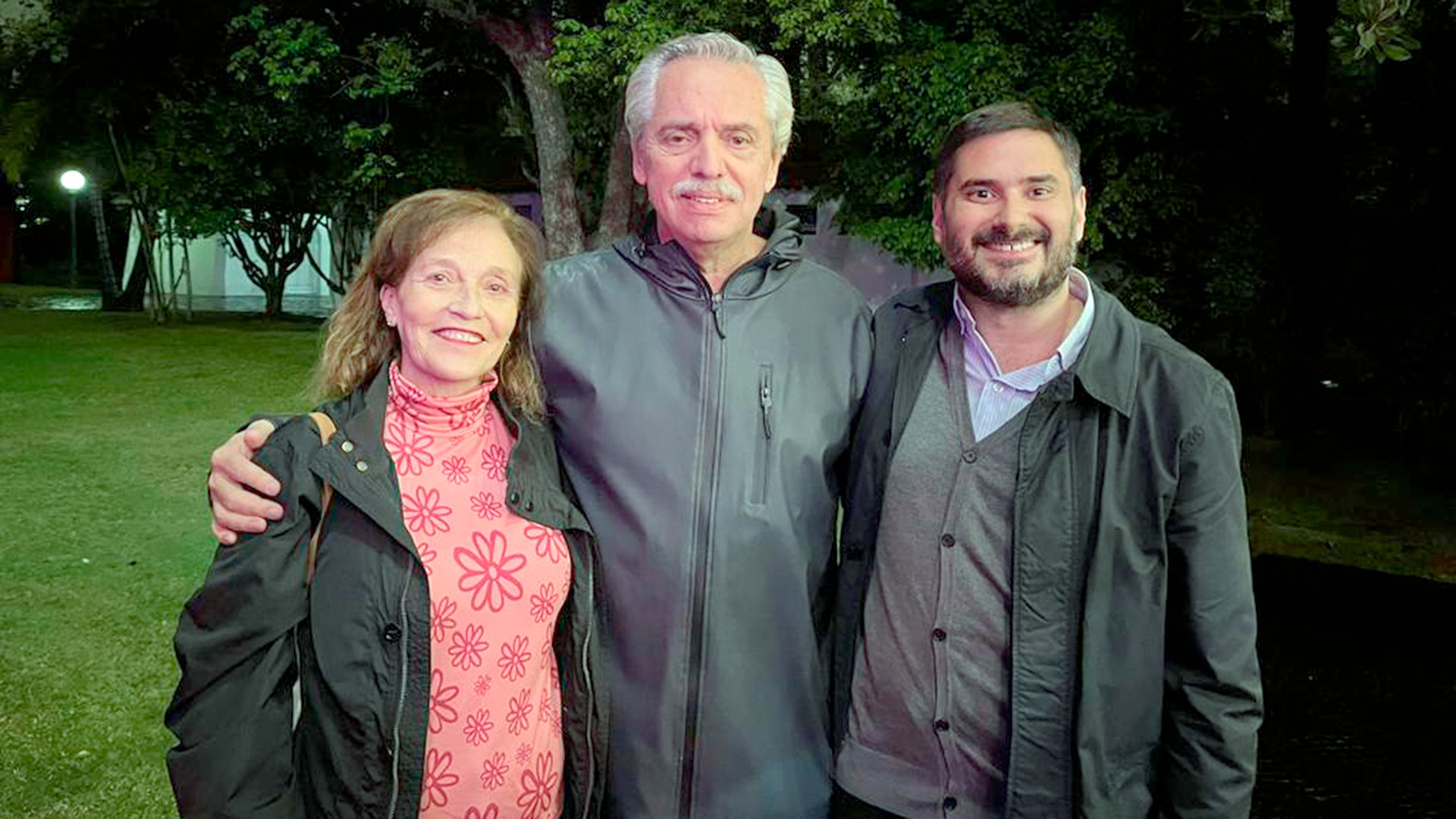 Alberto Fernández con las autoridades bonaerenses de ParTE, Manuel Luaces y Graciela Santos (@ParteOK)