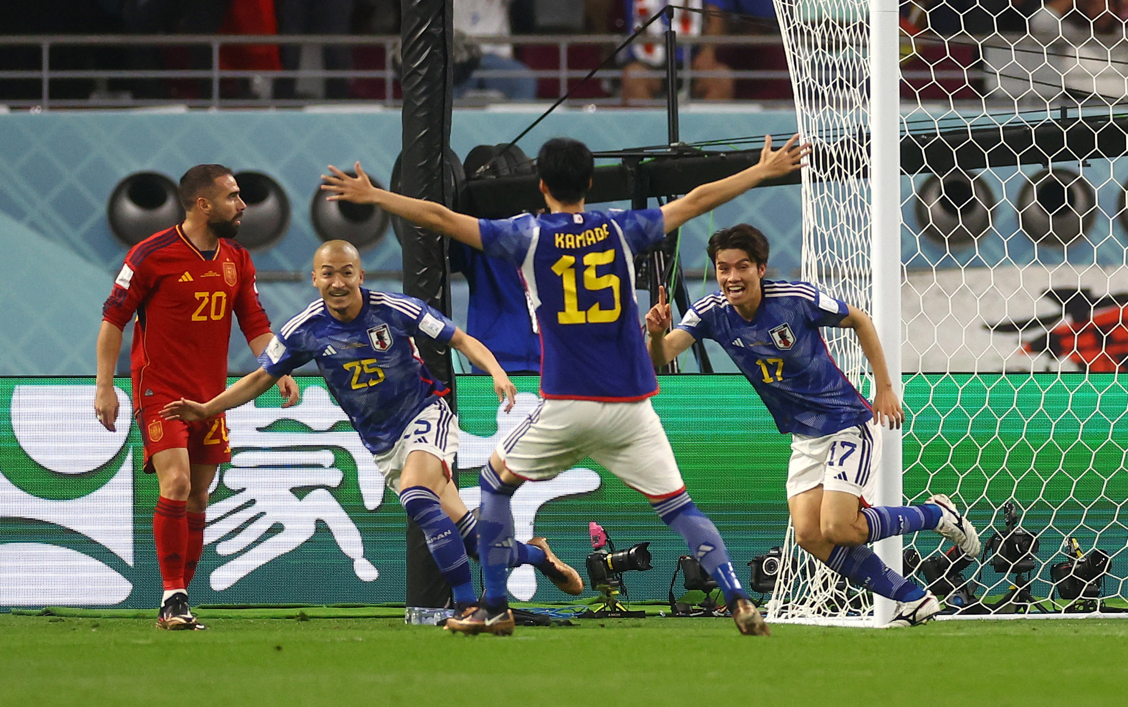 En solo tres minutos, Japón dio vuelta el partido ante España y se aseguró el liderazgo del Grupo E del Mundial Qatar 2022