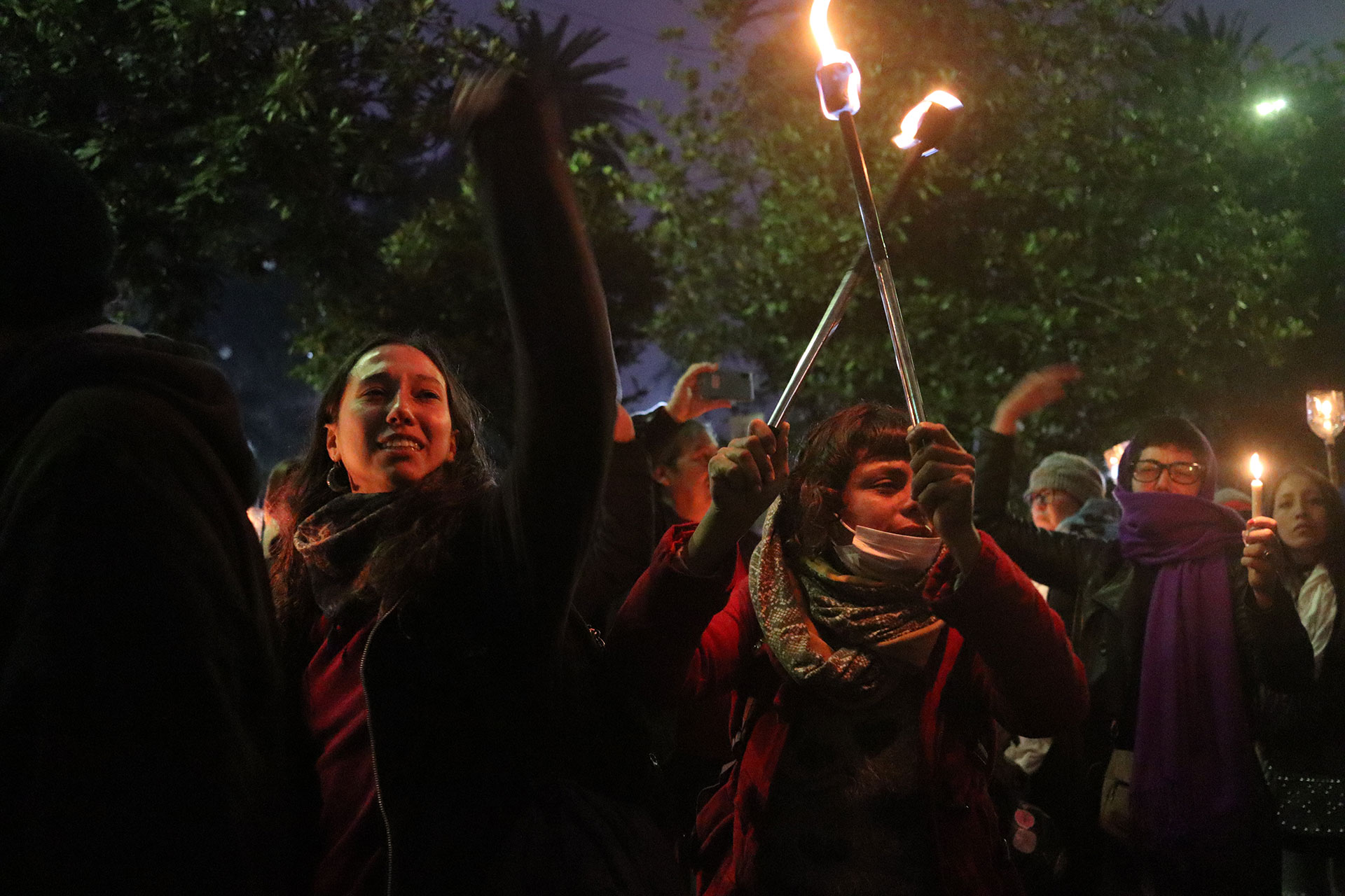 Docentes de Jujuy marcharon con antorchas (Mariano cicero)