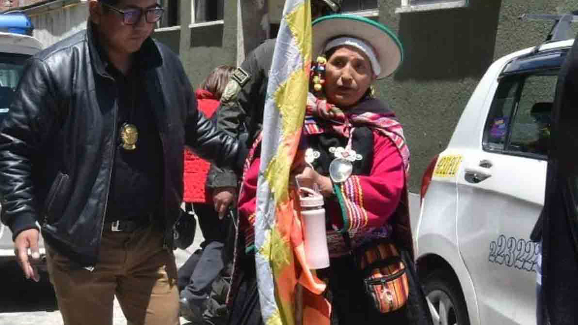 Video: dos turistas escaparon de motochorros armados en Mar del Plata con una arriesgada maniobra 