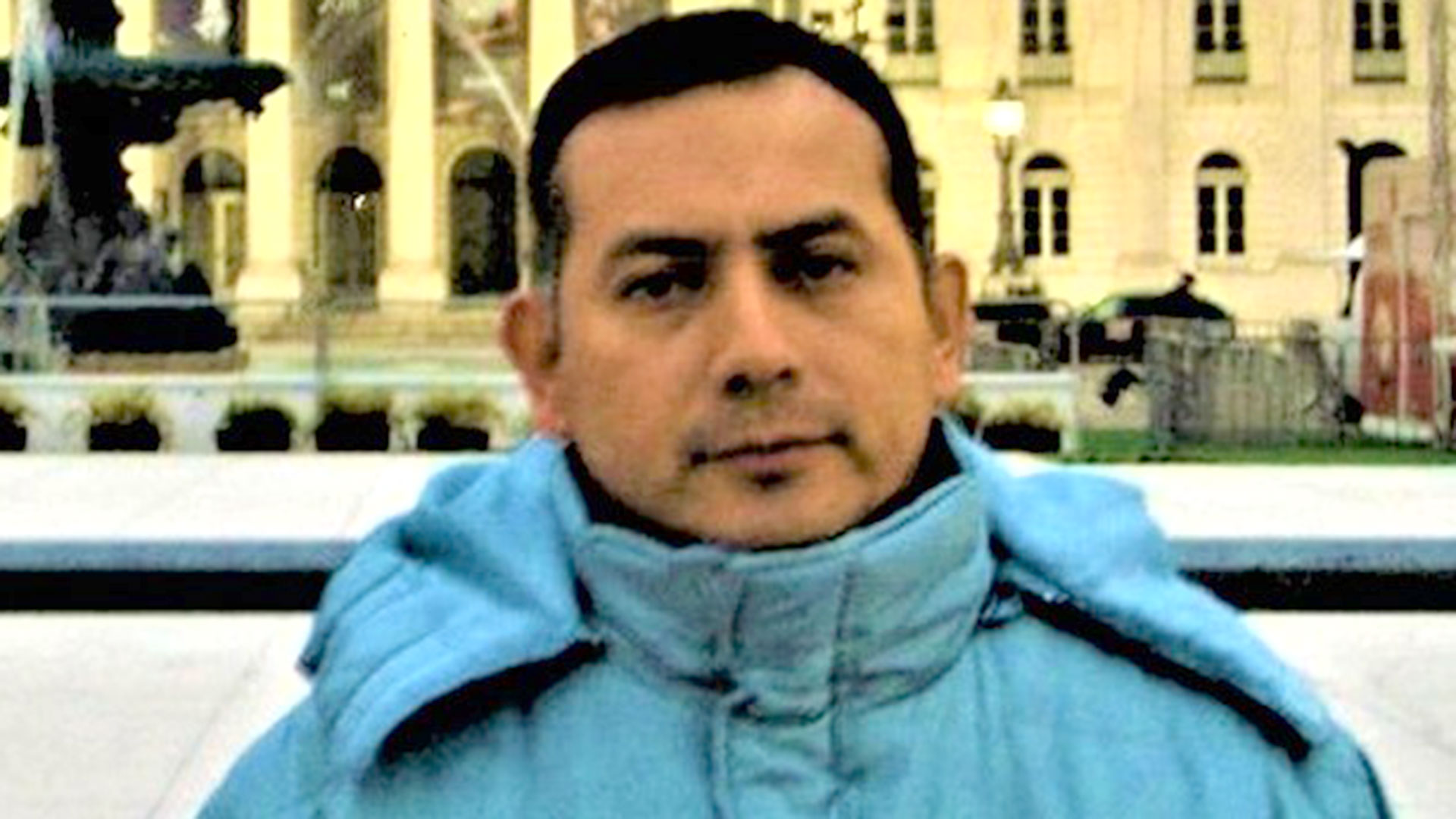 El juez Yoffer Javier Chacón Ramírez, quien condenó a cinco comandantes y liberó a Medina Gutiérrez