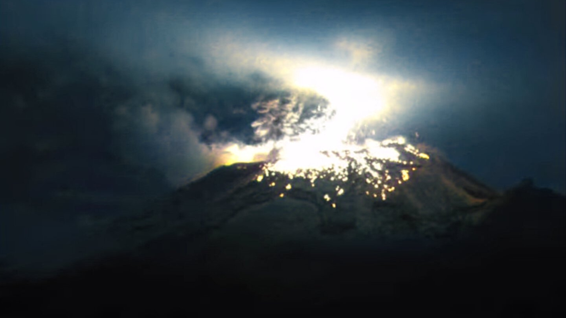 Volcán Popocatépetl hoy 28 de mayo: se registró una nueva explosión