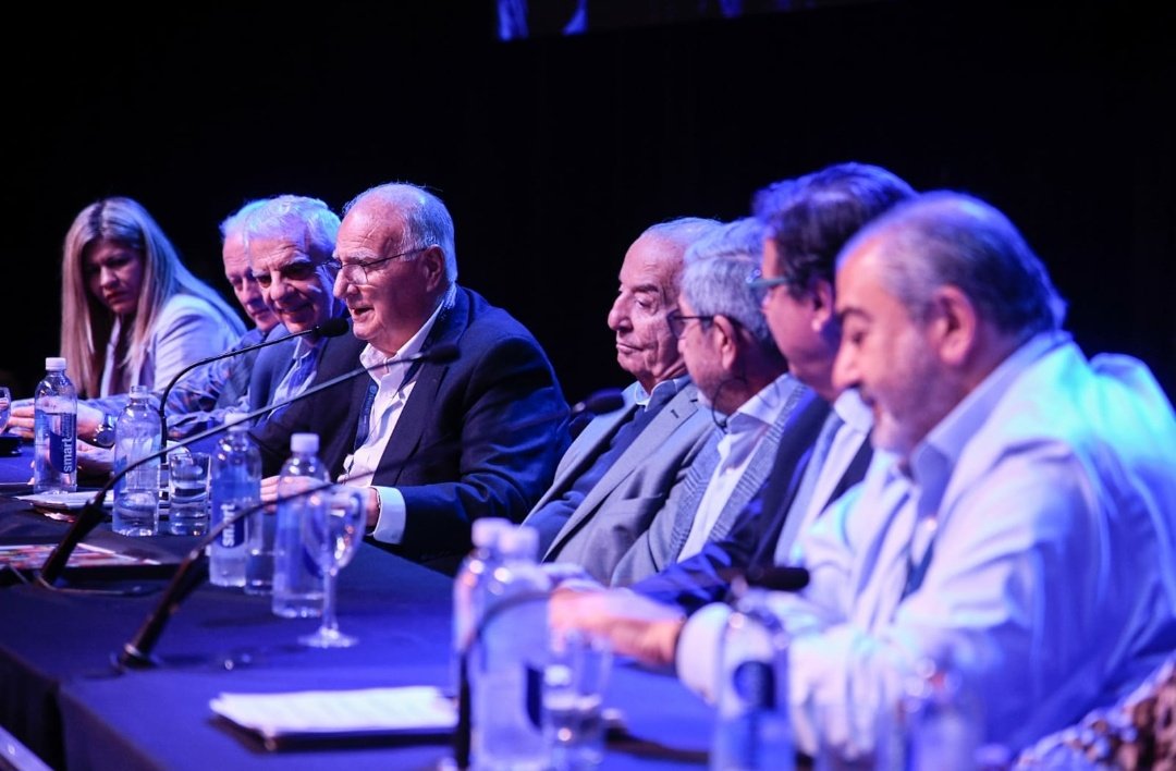 La cumbre de Sanidad donde la CGT expresó su respaldo a Alberto Fernández.