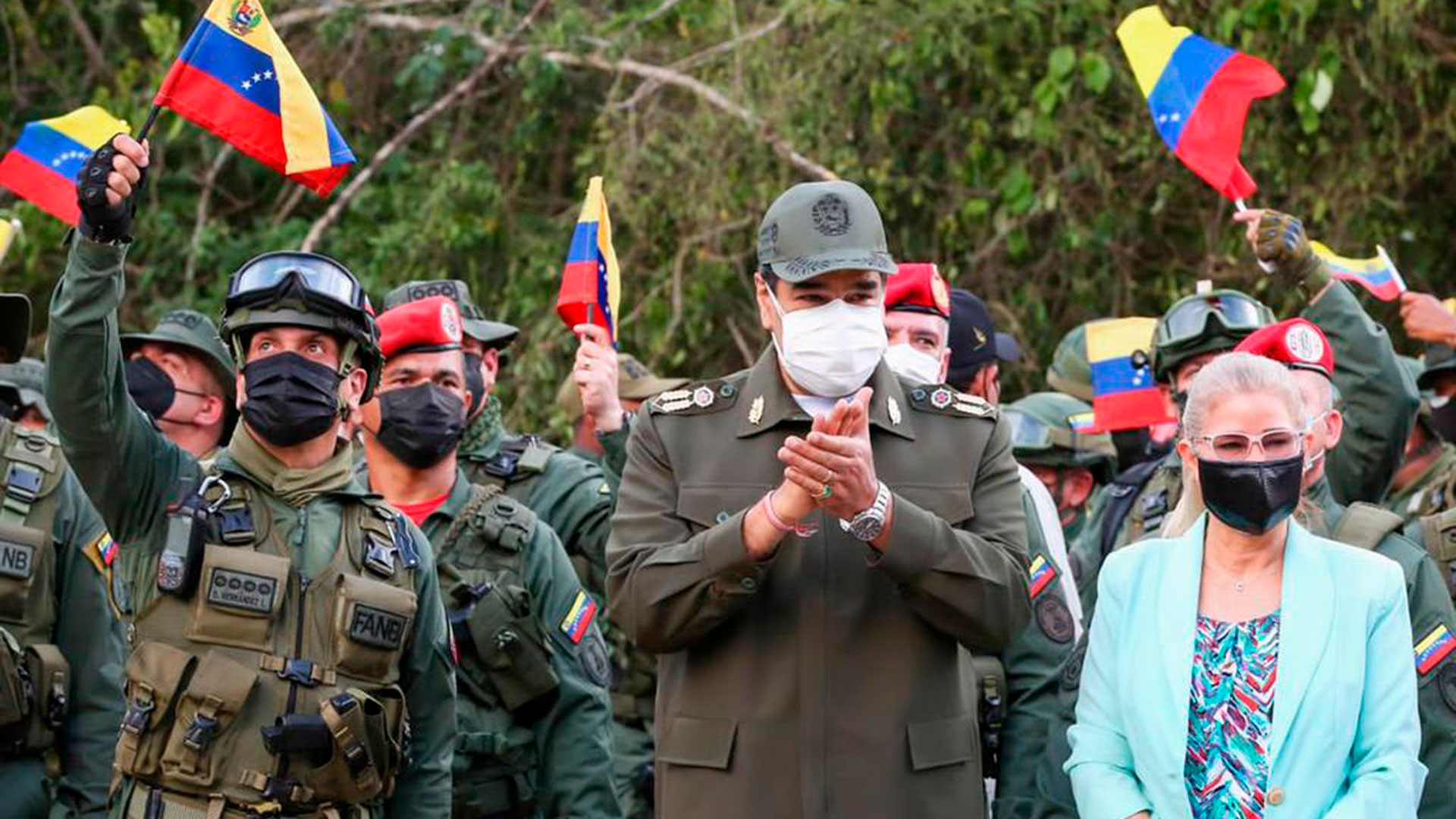 Nicolás Maduro en un acto vistiendo uniforme militar