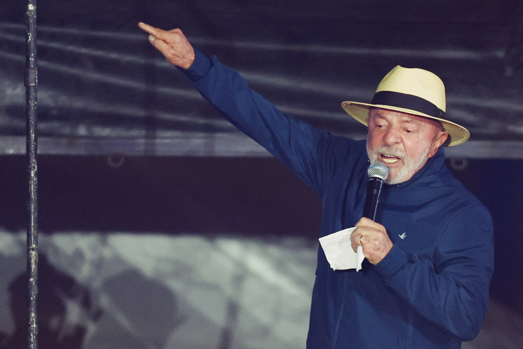 Lula descartó aplicar la ley de reciprocidad contra Estados Unidos mientras dure la negociación arancelaria