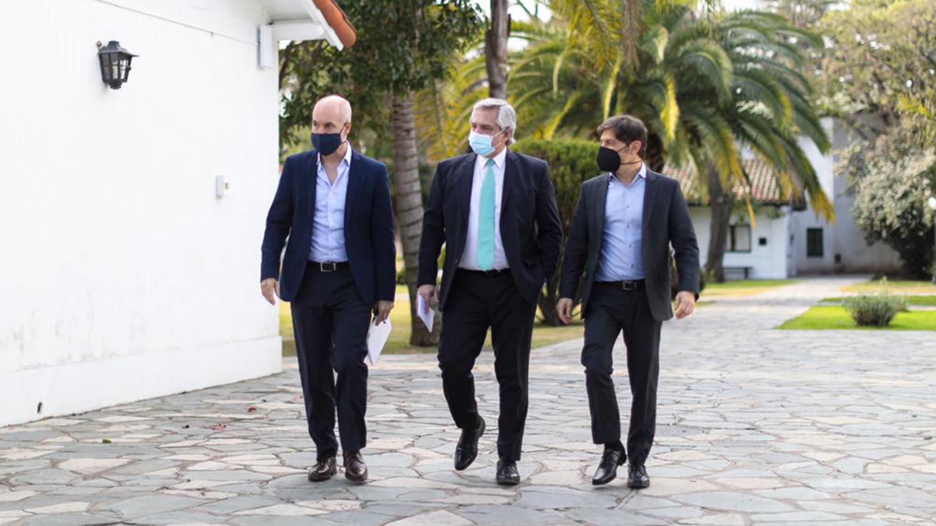 Tal como acordó Alberto Fernández con el jefe de Gobierno porteño, Horacio Rodríguez Larreta, y con el gobernador bonaerense, Axel Kicillof, en el AMBA la cuarentena seguirá sin grandes flxibilizaciones. 