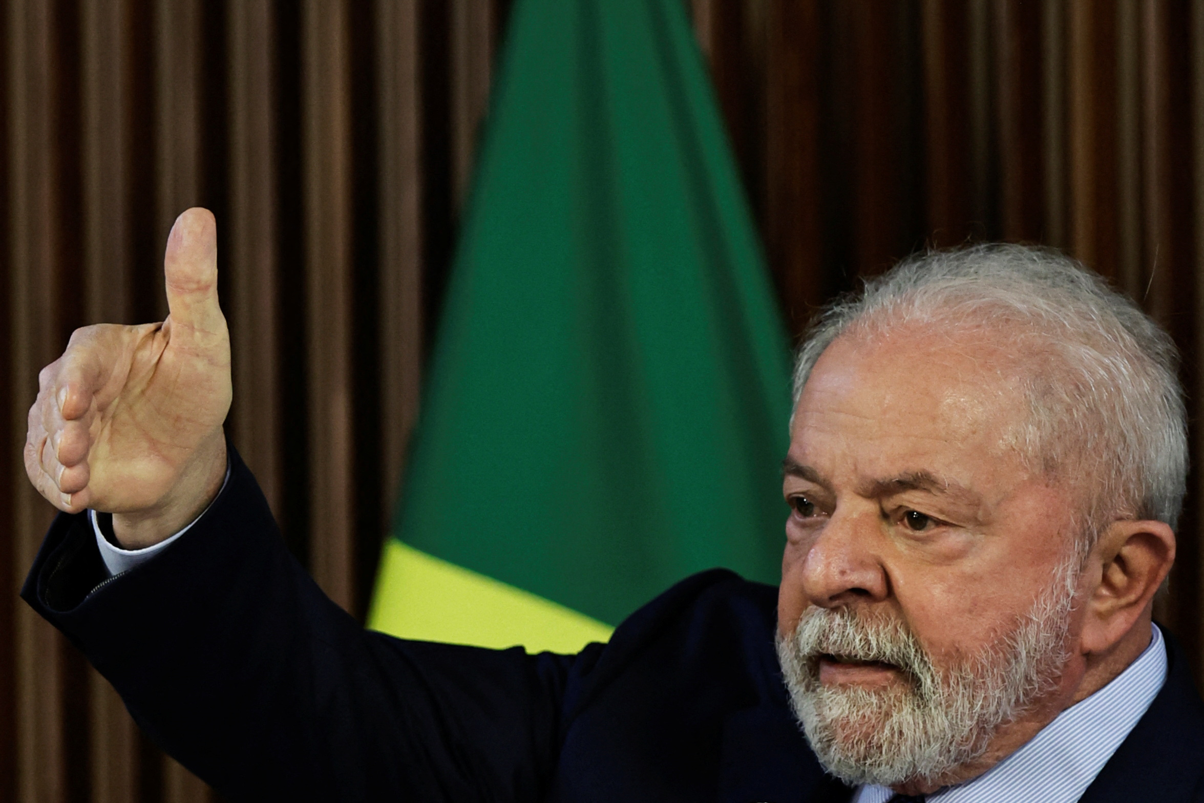 Los primeros 30 días de gobierno de Lula: resistencia de la democracia, incertidumbre en la economía y ambigüedad en política exterior