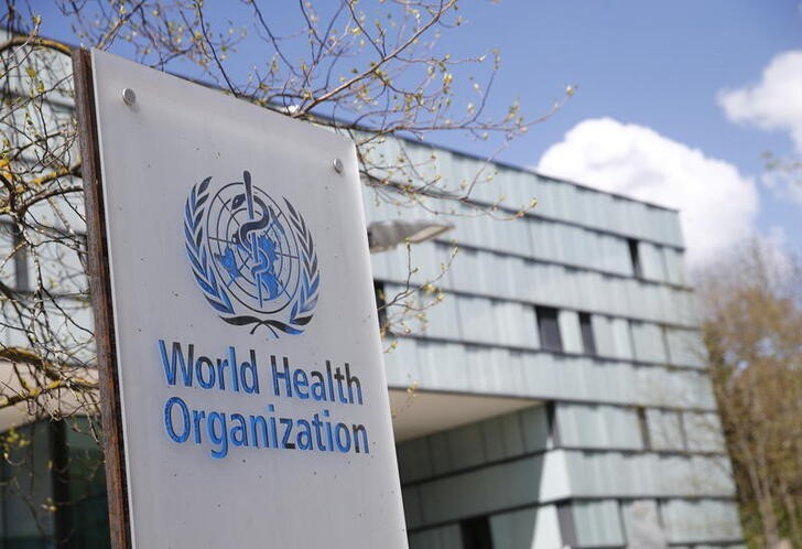 FOTO DE ARCHIVO: El logotipo de la Organización Mundial de la Salud en Ginebra, Suiza, el 6 de abril de 2021. REUTERS/Denis Balibouse