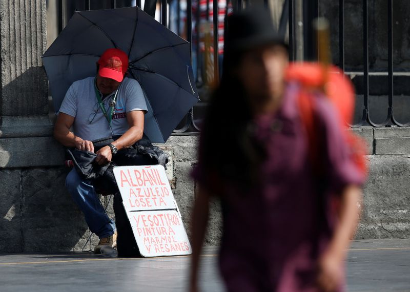 Empleo informal en México tuvo una recuperación de 0.5% durante mayo: Inegi 