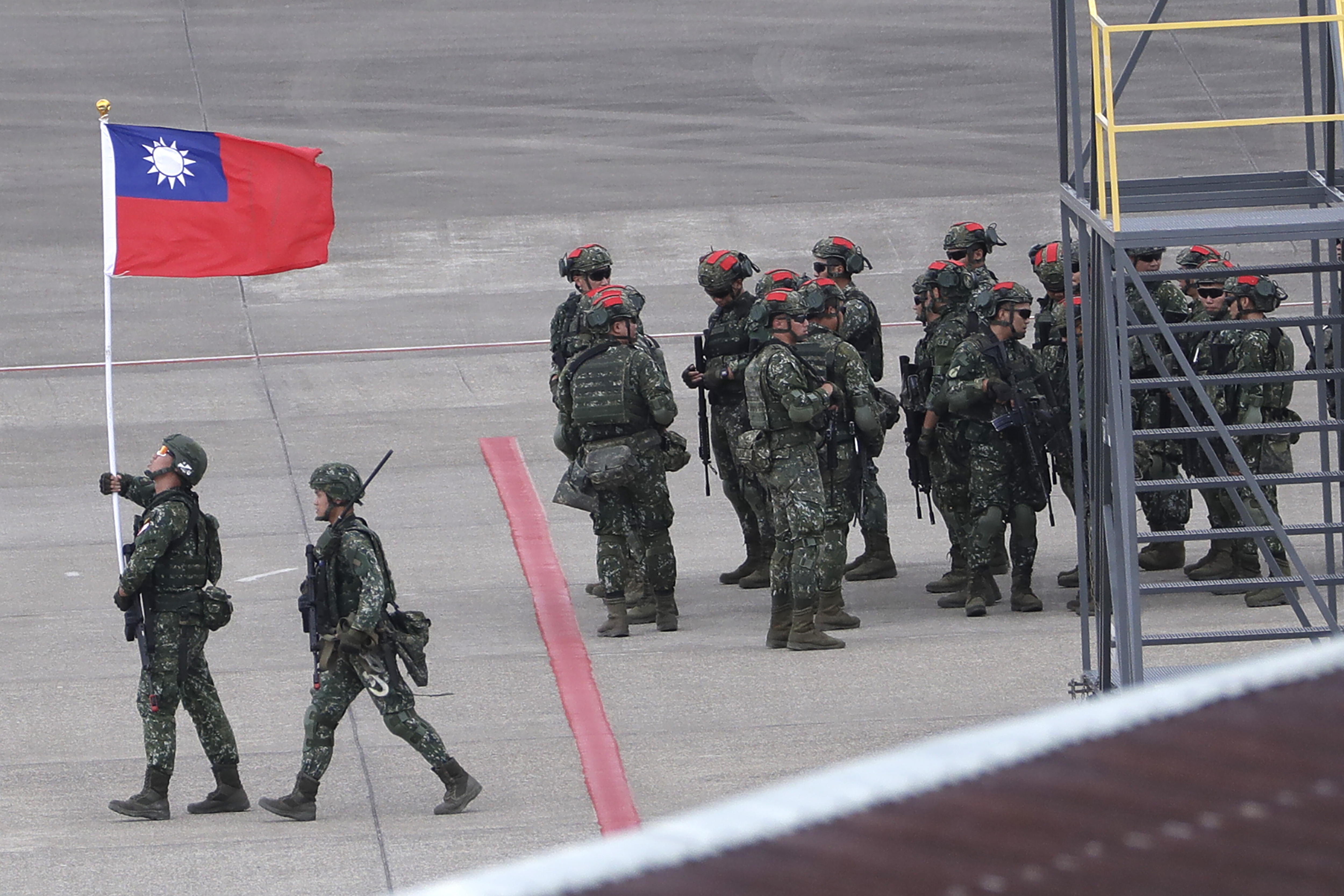 Con ejercicios de fuego real y simulacros para civiles, Taiwán inició las maniobras militares Han Kuang ante la presión del régimen chino