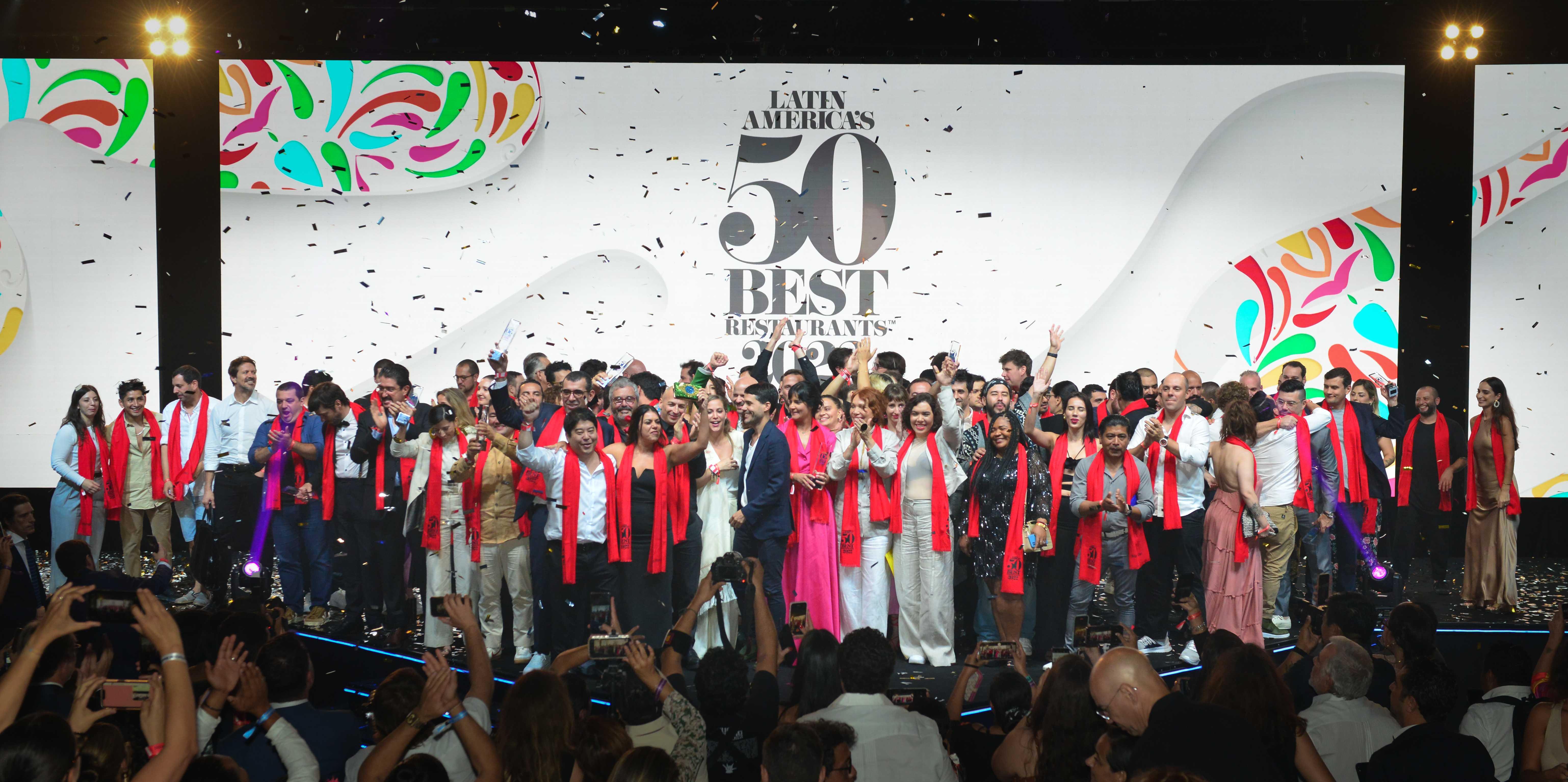 La noche de este 15 de noviembre fue la elegida para llevar a cabo la premiación que rinde galardón a los 50 mejores restaurantes que habitan en Latinoamérica 