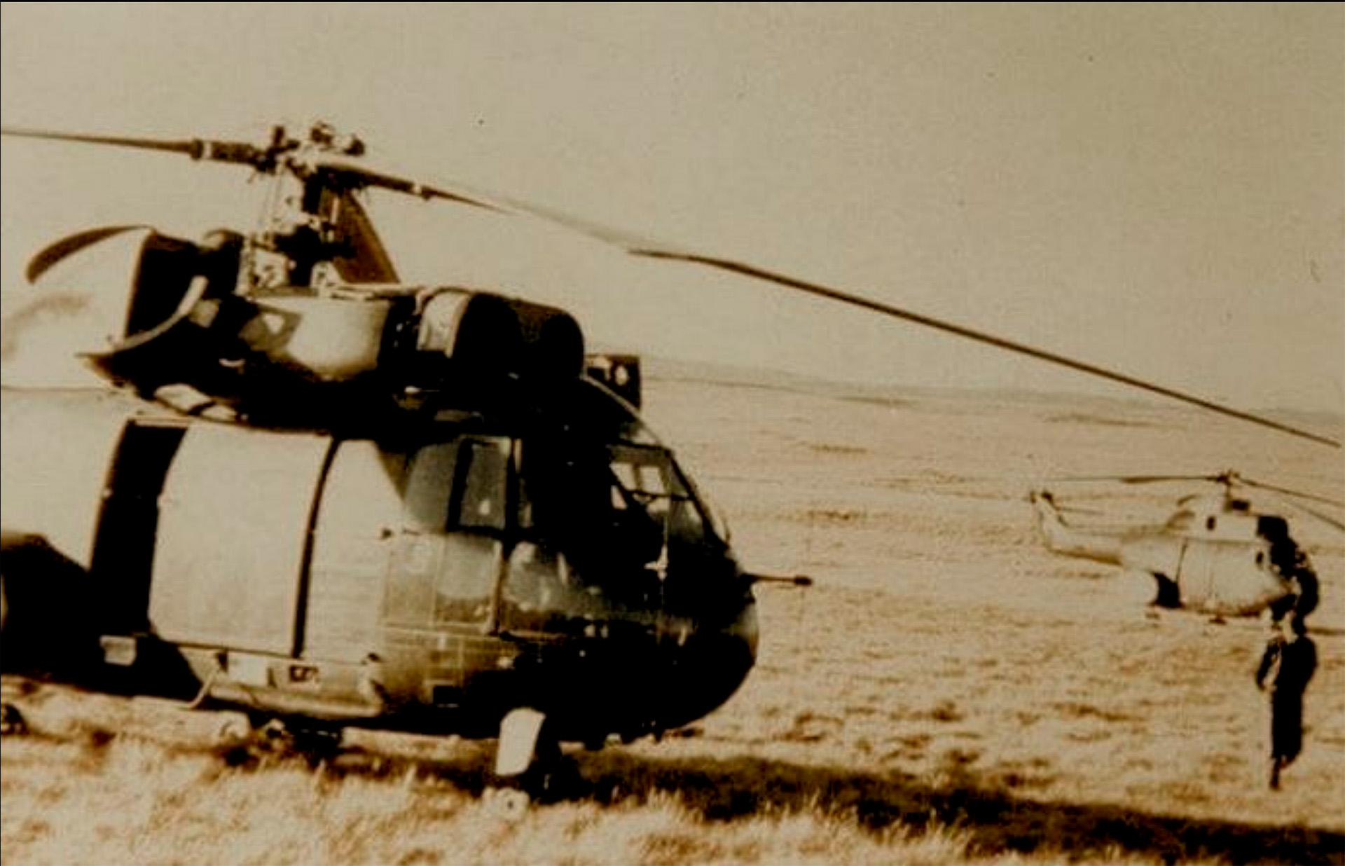 Durante 36 años se creyó que el helicóptero Puma AE-505 había caído al mar, pero ahora salieron a la luz valiosos datos que revelarían que habría sido en tierra