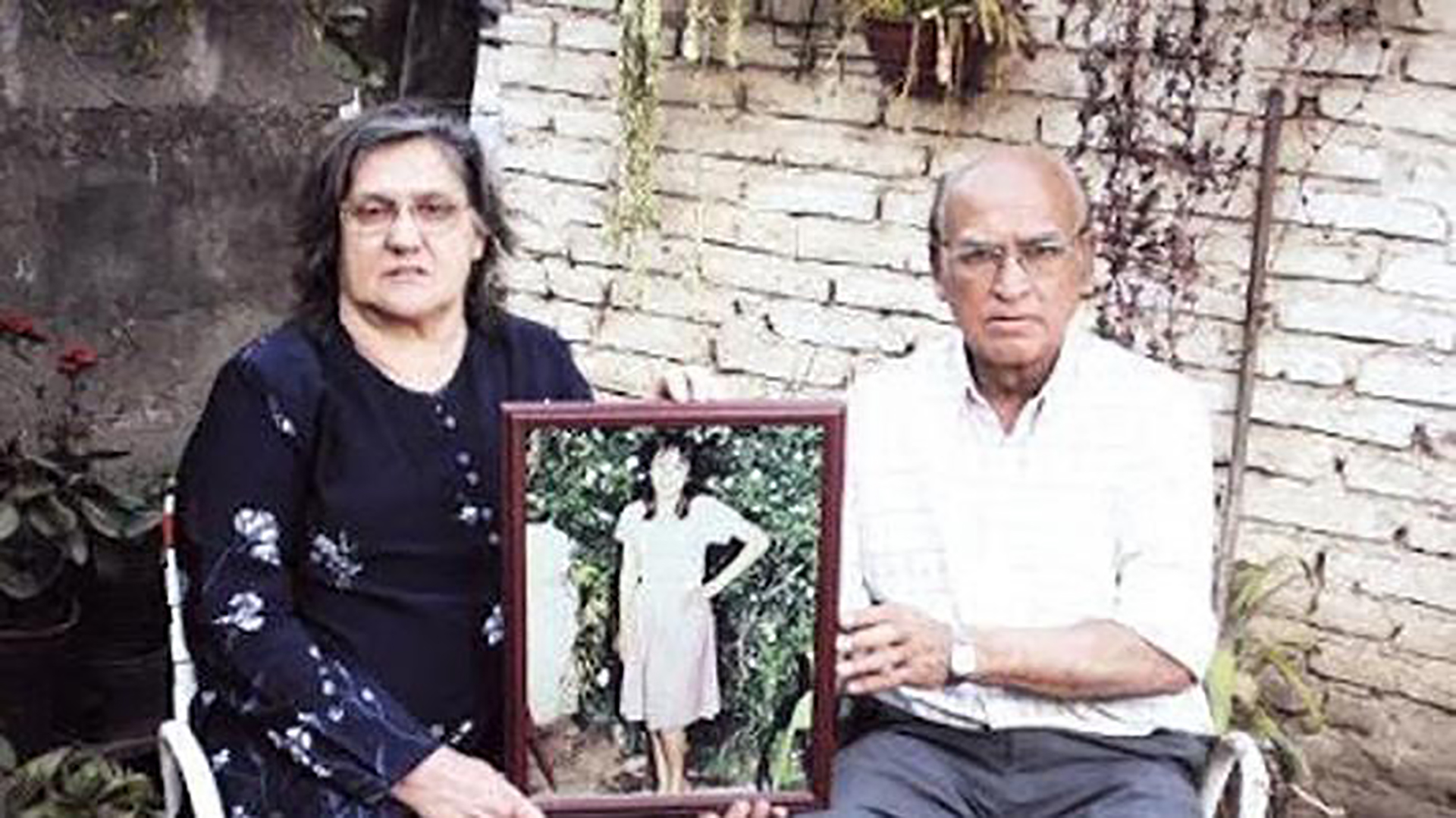 Elías Morales y Ada Rizzardo, padre y madre de María Soledad, la estudiante asesinada en 1990.