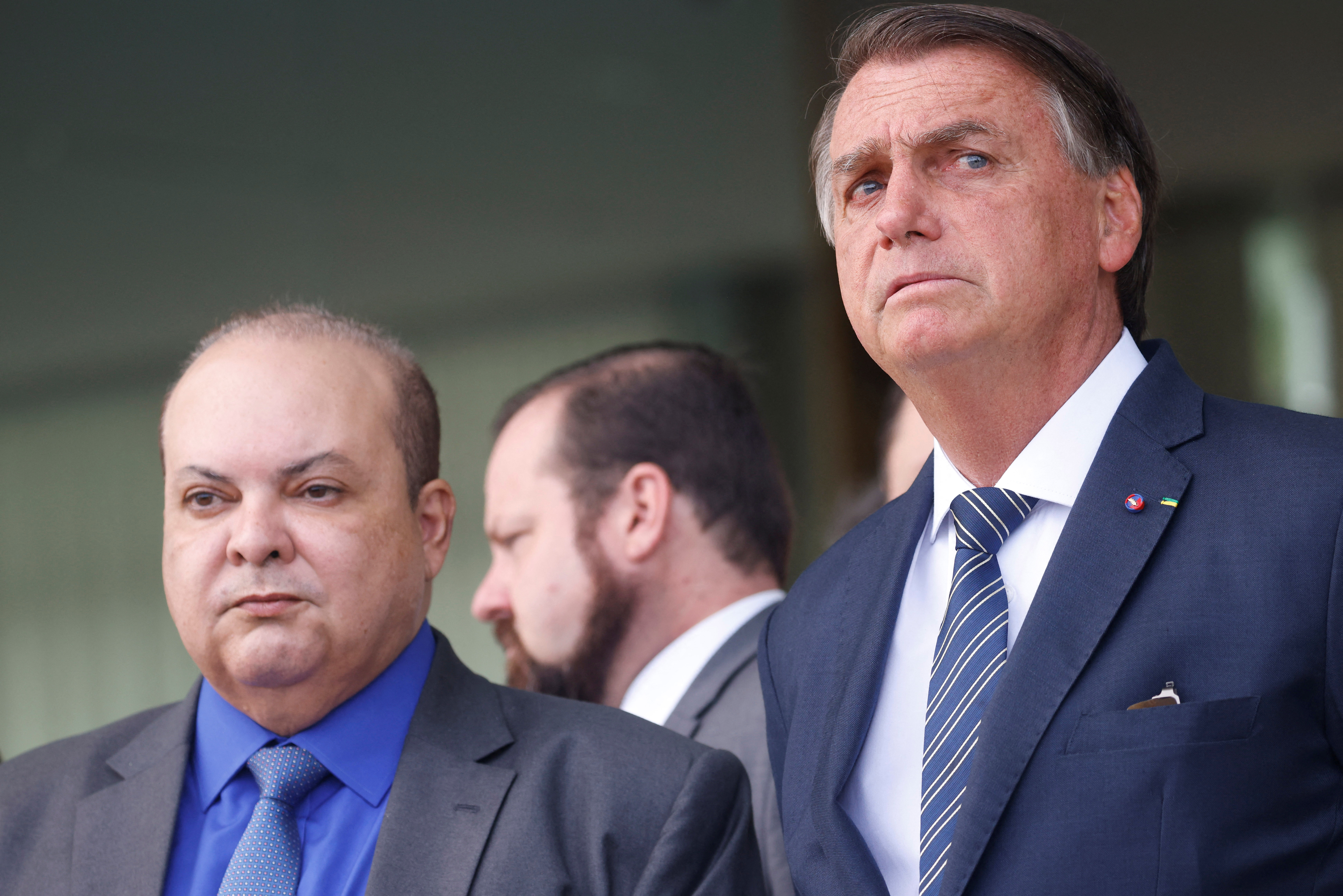 Brasilia Governor Ibaneis Rocha and Brazil's president and re-election candidate Jair Bolsonaro attend a news conference at the Alvorada Palace in Brasilia, Brazil, October 5, 2022. REUTERS/Adriano Machado