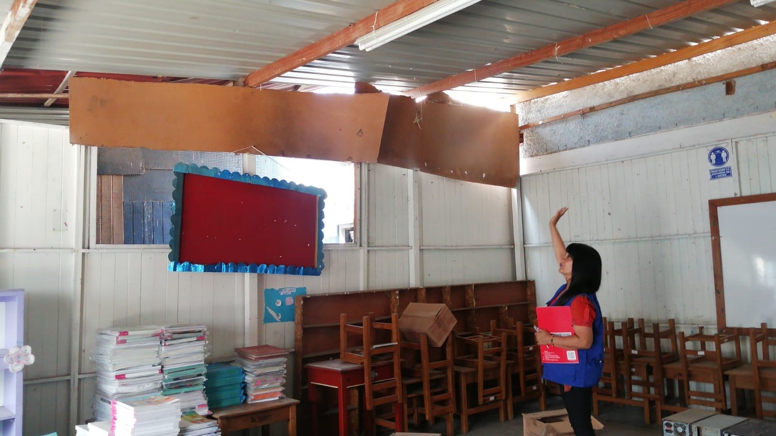 Minedu informó que hay más de mil colegios en el Perú en riesgo de colapsar