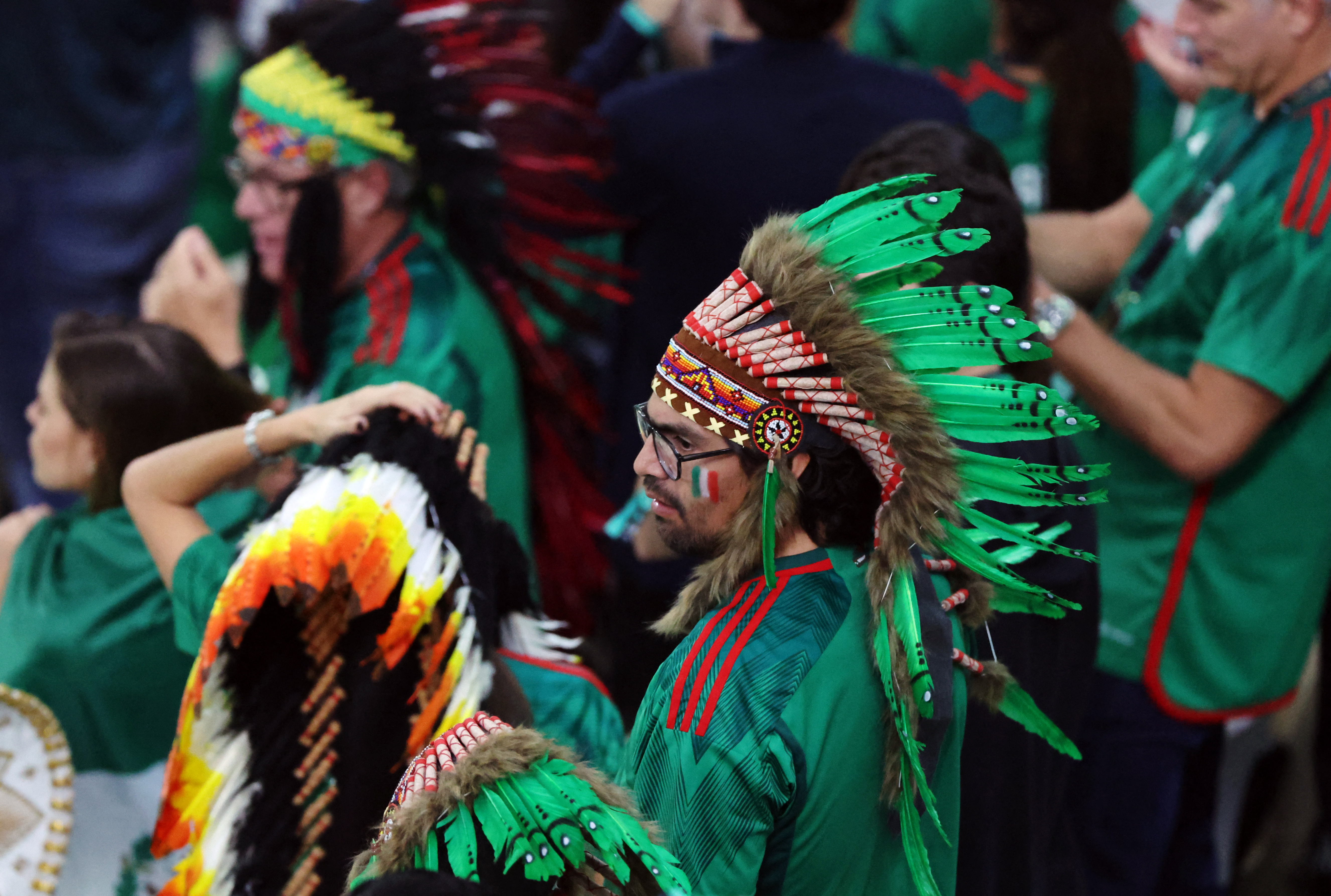 Los hinchas mexicanos aprovecharon para abuchear a los argentinos nativos en su seleccionado (REUTERS/Molly Darlington)