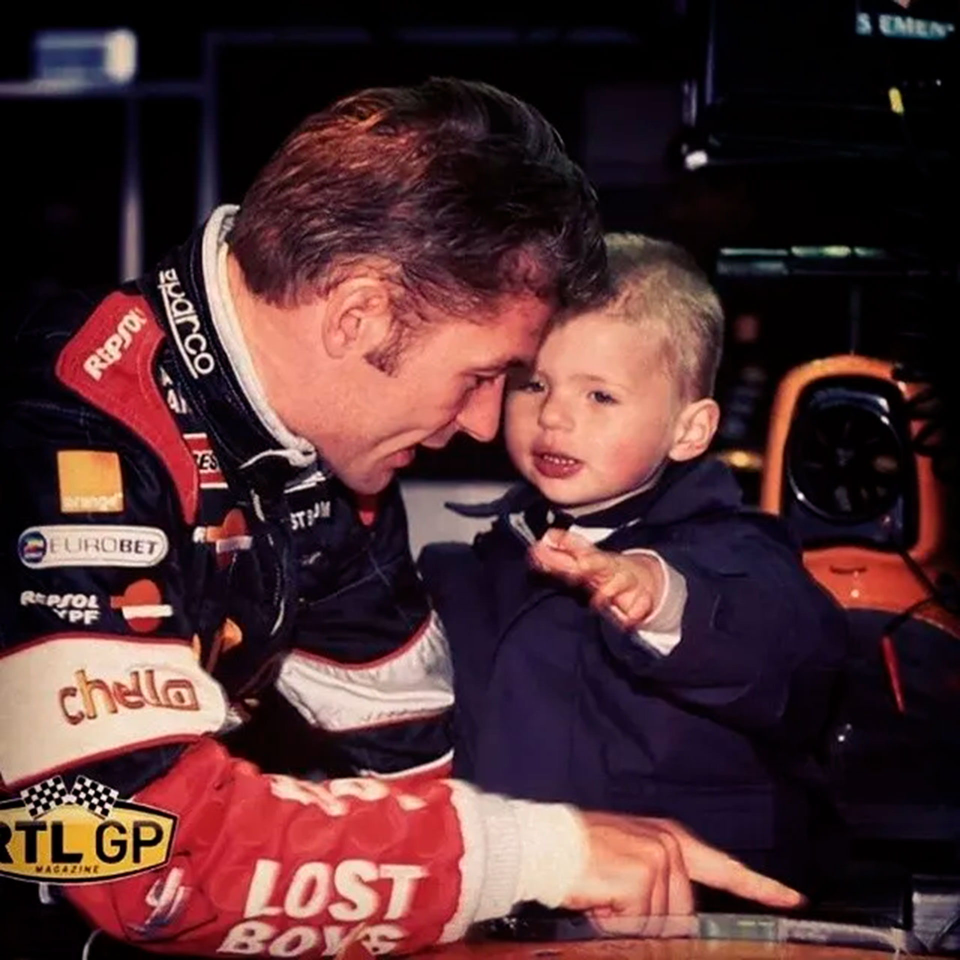 Jos Verstappen en su época de piloto de F1 junto al pequeño Max (@maxverstappen1)