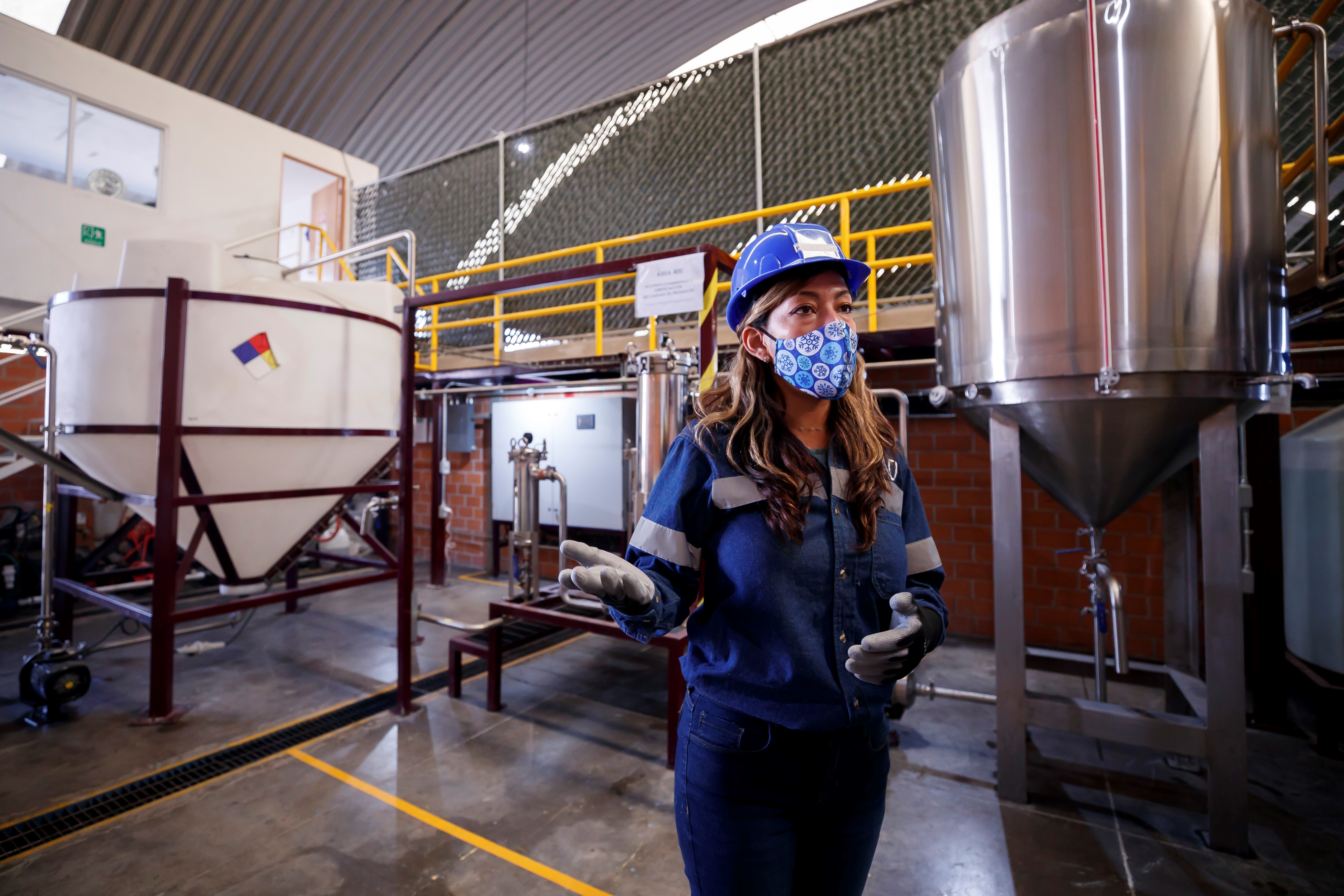 Hasta el momento, el bioaditivo producido en esta planta se está usando en 10 unidades de la línea 2 de metrobús de la Ciudad de México y en varios autobuses de la Red de Transporte de Pasajeros (RTP) de la capital. (Foto: EFE)