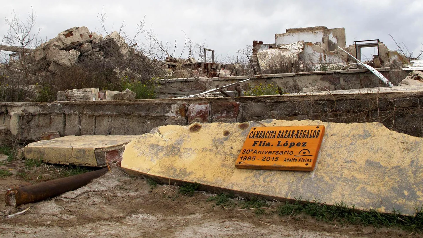 Una clave del crecimiento del turismo en Epecuén fue el rumor de que las aguas tenían poderes sanadores (Jorgelina do Rosario)