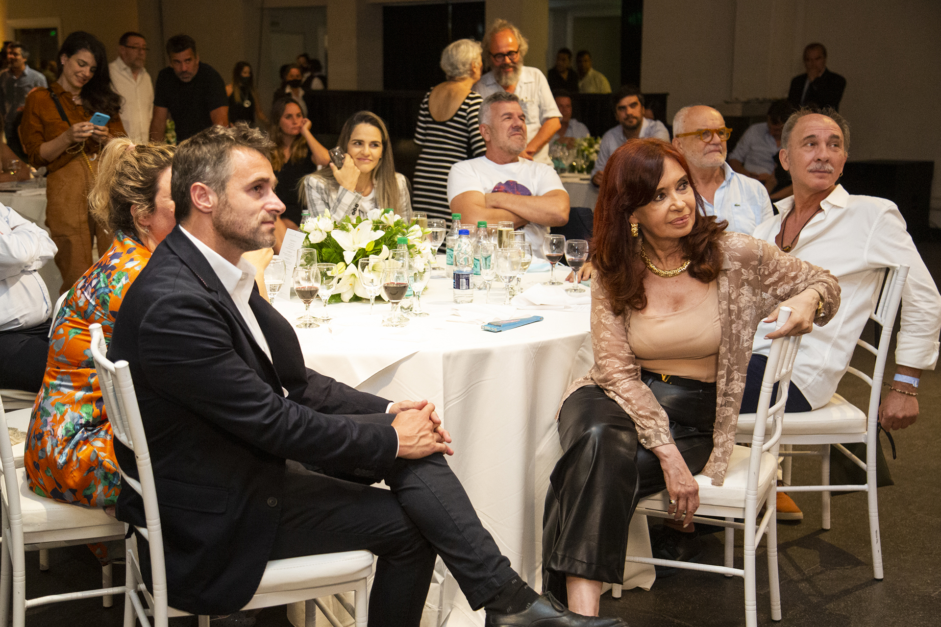 Cristina Kirchner agradeció las muestras de afecto y los gestos de apoyo que recibió de la comunidad artística y del mundo de la comunicación.