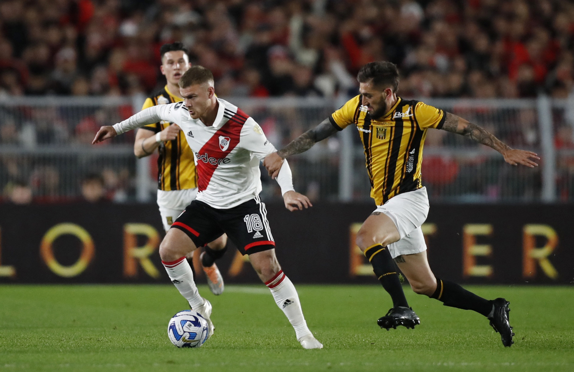 Lucas Beltrán se perdió el segundo gol de River ante The Strongest (REUTERS/Agustin Marcarian)