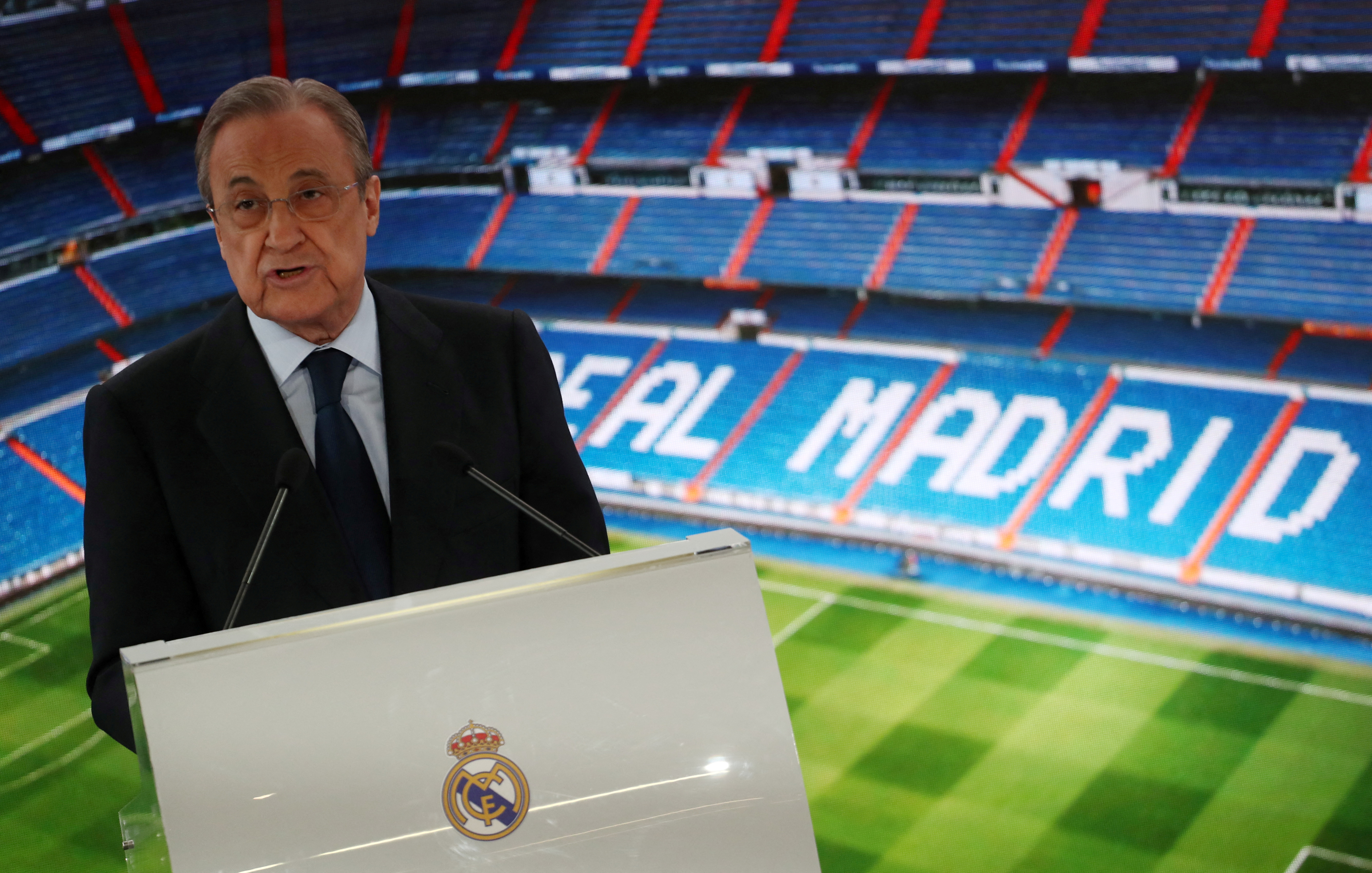 FILE PHOTO: Soccer Football - Real Madrid Unveil Eden Hazard - Santiago Bernabeu, Madrid, Spain - June 13, 2019   Real Madrid president Florentino Perez during the presentation    REUTERS/Sergio Perez/File Photo