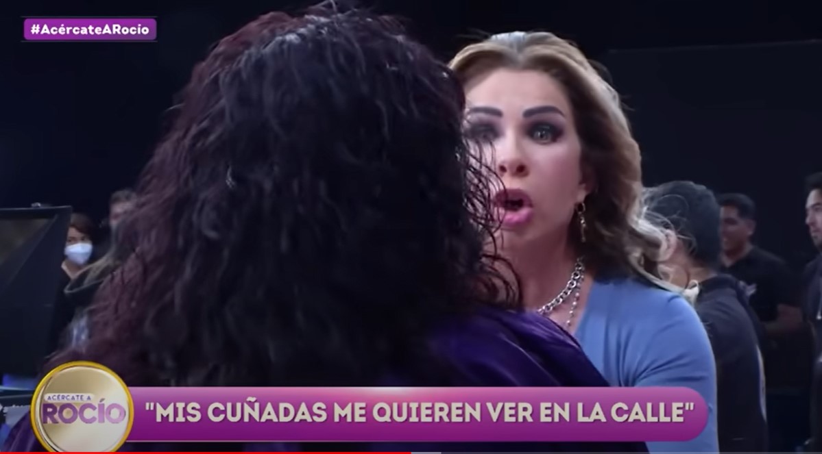 Panelista de Rocío Sánchez Azuara la confronta en vivo y abandona el foro: “La que manda soy yo” - Infobae