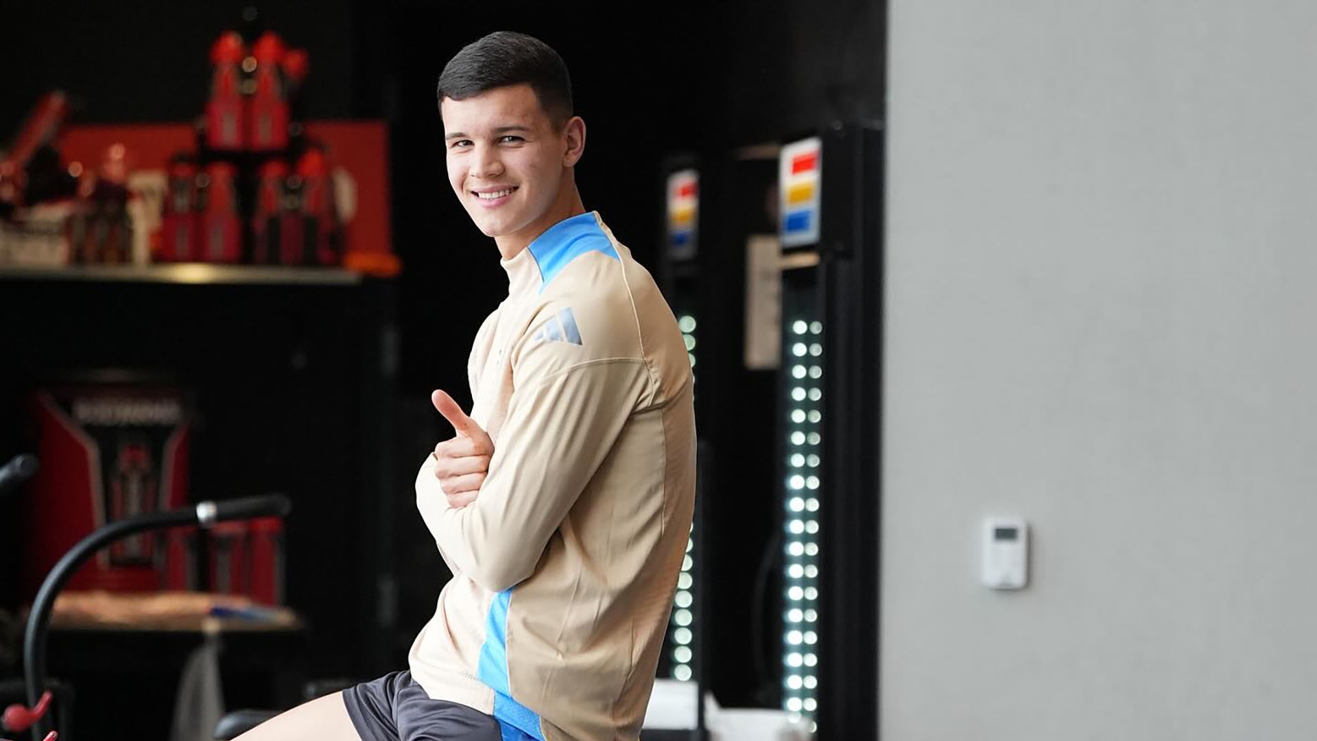 El momento en el que comenzó el incendio en el bar “Le Constellation” de la estación de esquí de Crans en Suiza