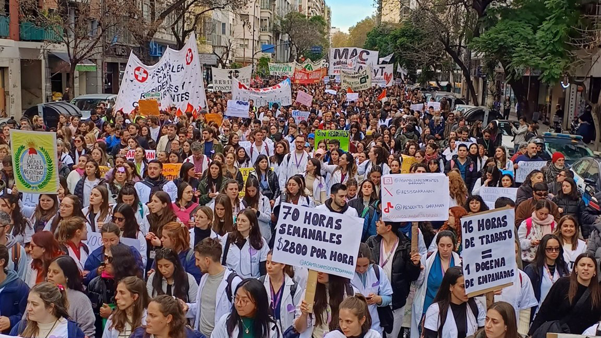 Conflicto en el Garrahan: la jefa de emergencias afirmó que “la situación  es muy desesperante” - Infobae