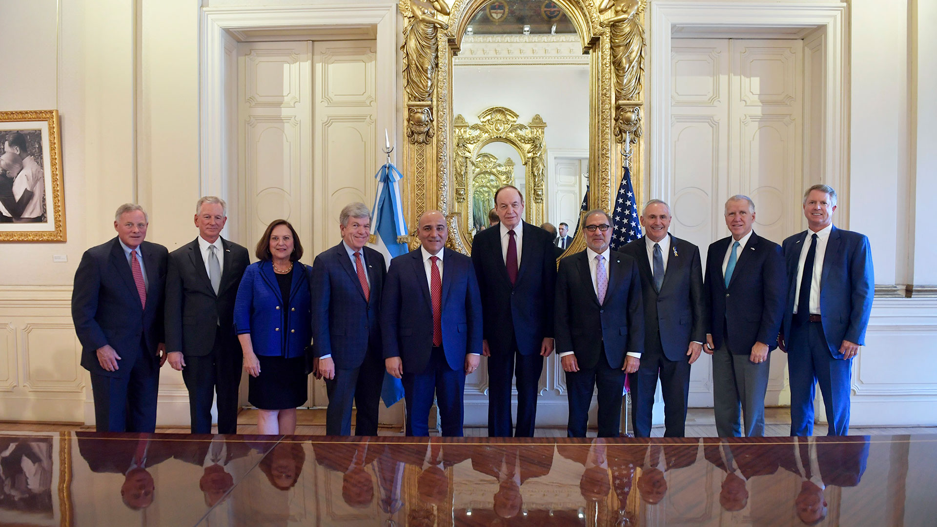 The Chief of Staff and Jorge Arguello together with the American delegation led by Marc Stanley —US Ambassador to Argentina—