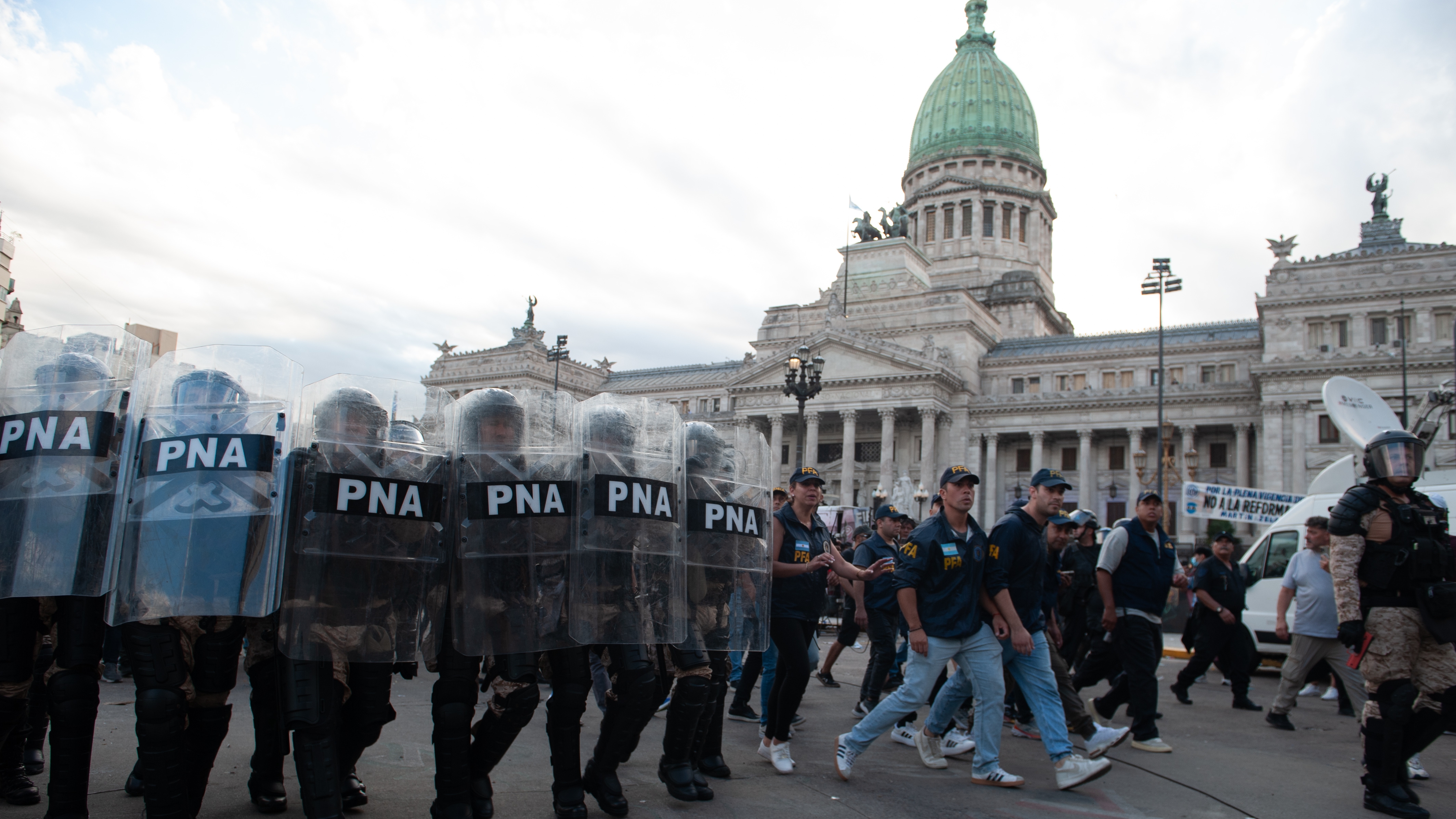 Cuánto duran las baterías de los autos híbridos y eléctricos y cuánto cuesta reemplazarlas