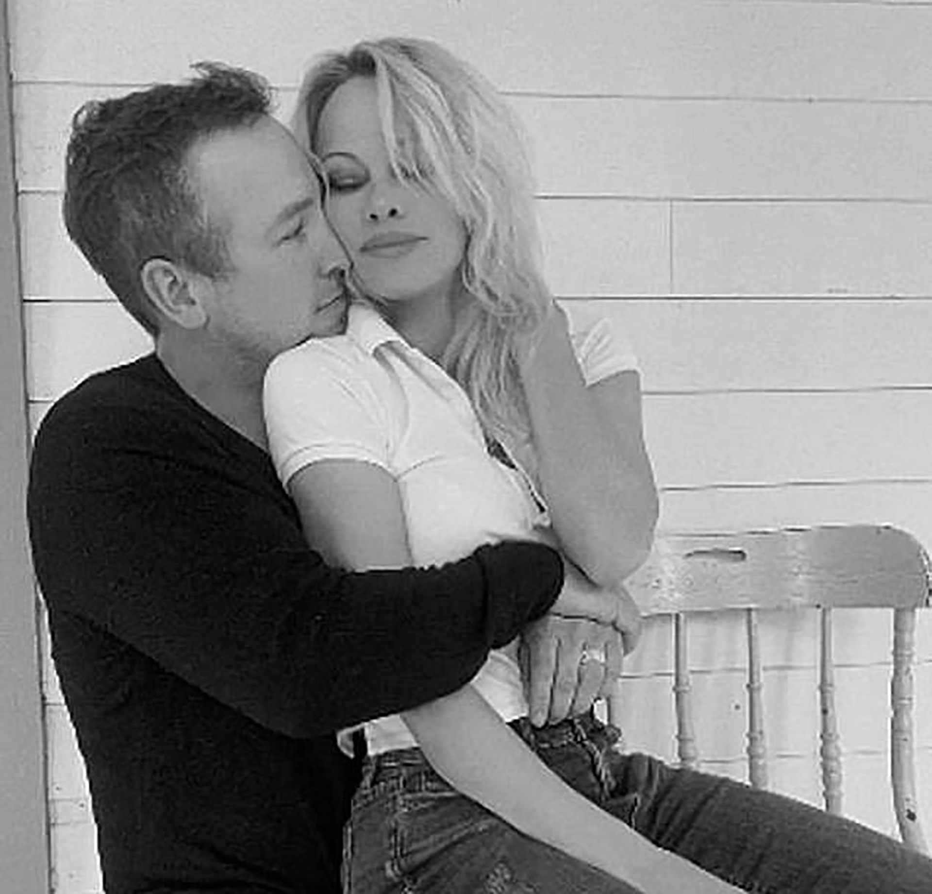 Pamela Anderson con su ahora ex marido Dan Hayhurst 