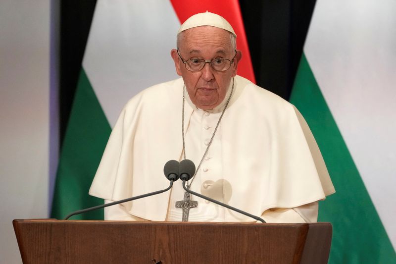 Fuerte crítica del papa Francisco a los que “presumen como conquista un insensato derecho al aborto”