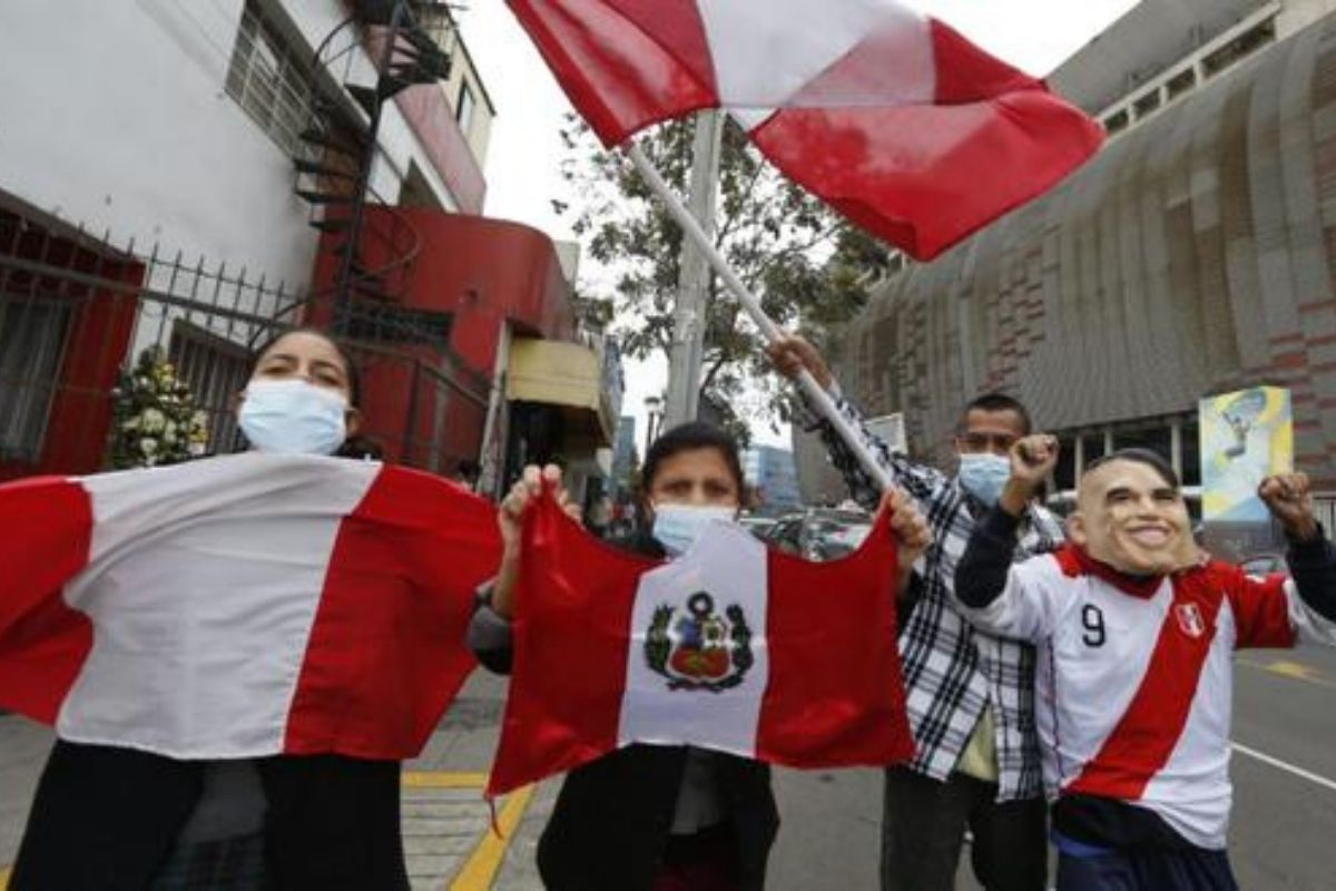 La venta de entradas para el partido entre Perú y Chile inició este viernes 02 de octubre. (Foto: El Comercio).