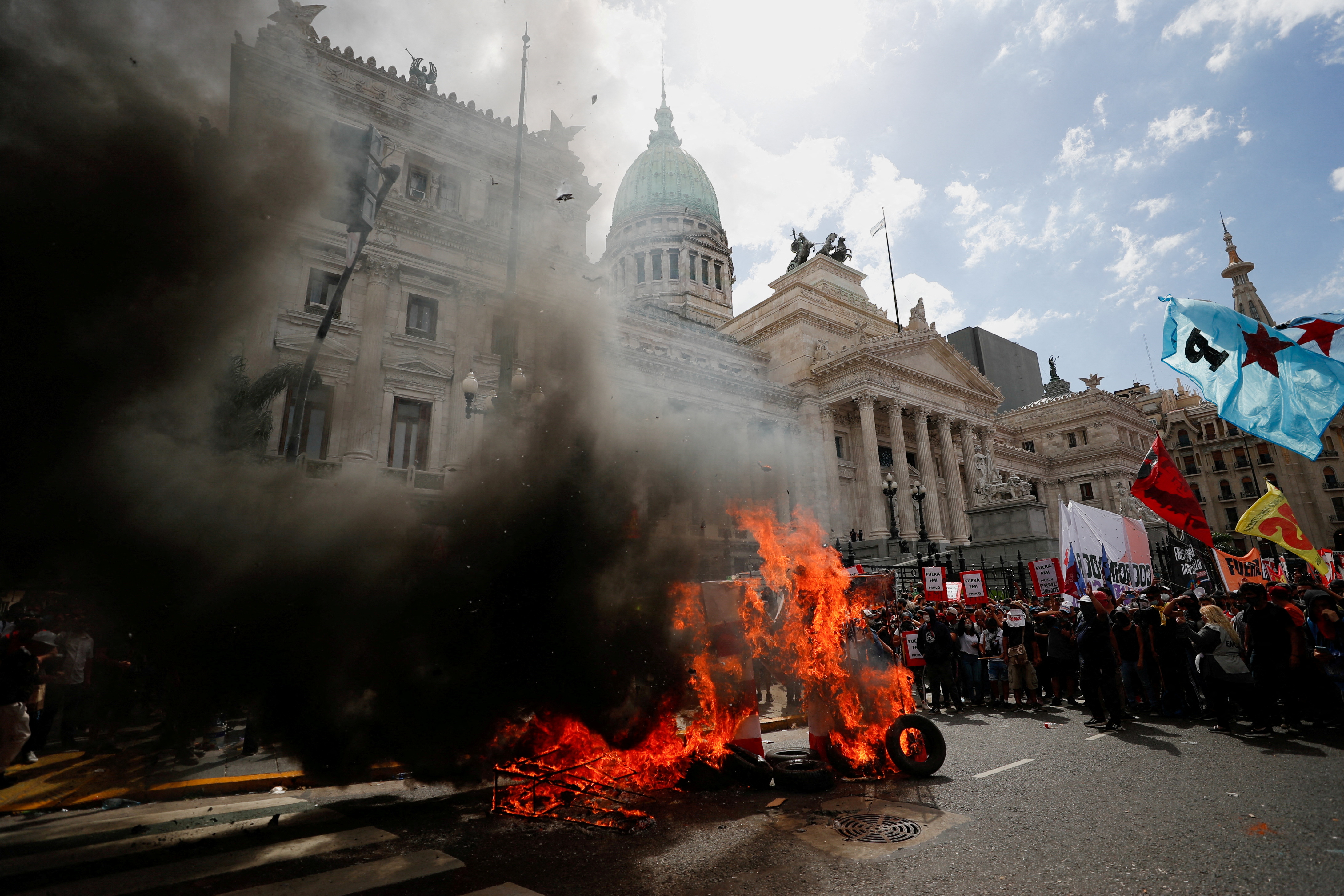 Аргентина прошла. Protestado.