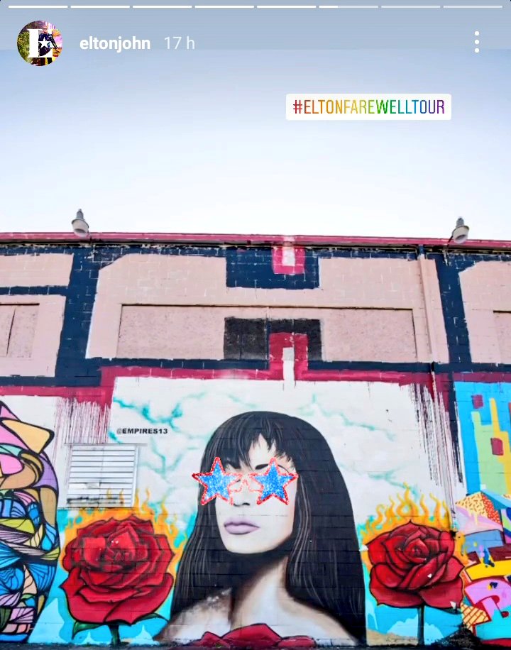 El homenaje de Elton John a Selena Quintanilla a través de las historias de Instagram (Foto: Instagram / @eltonjohn)