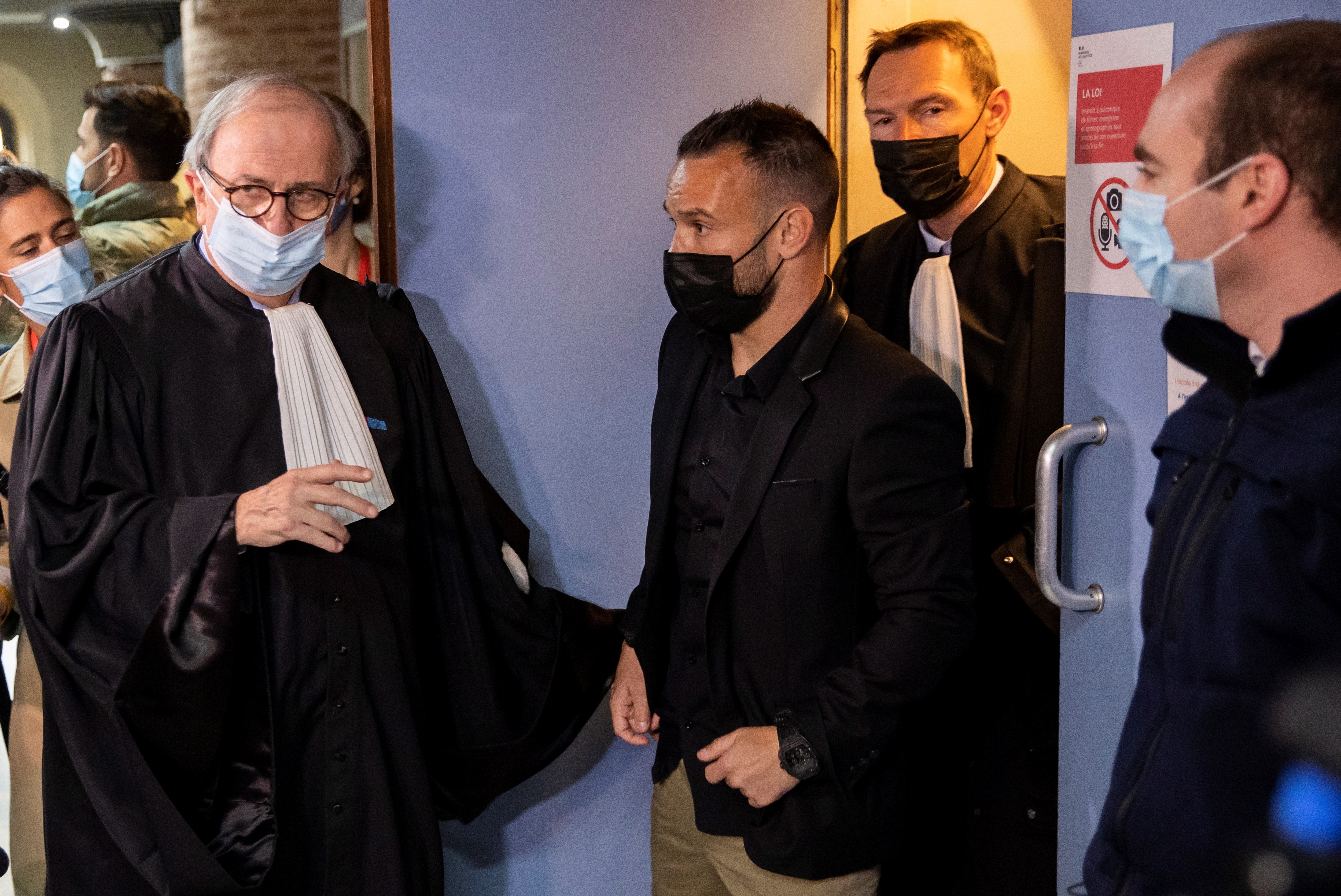 Mathieu Valbuena estuvo presente en el tribunal de Versalles durante el juicio contra Karim Benzema (Foto: EFE)