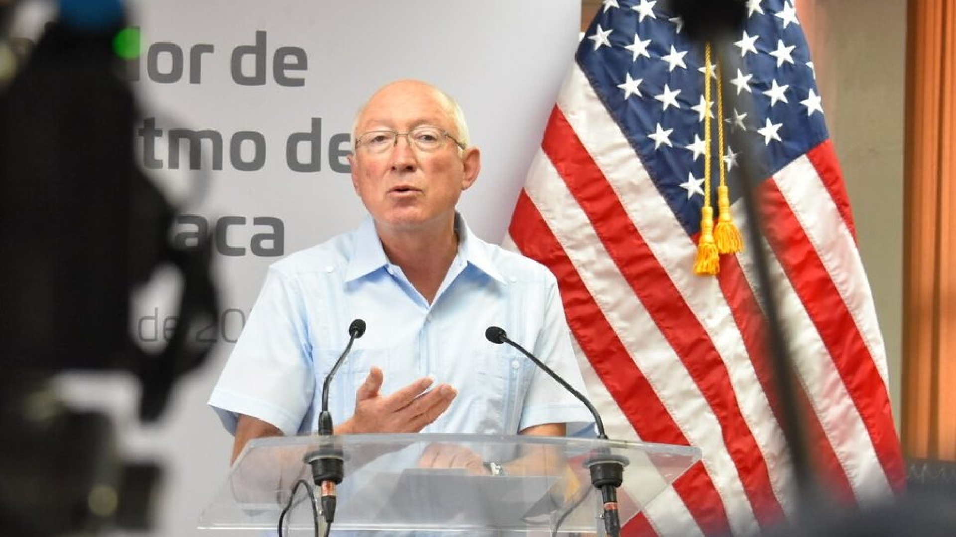 Ken Salazar indicó que ningún elemento de EEUU participó en el operativo con el que se detuvo a Caro Quintero (Foto: USEmbassyMEX)