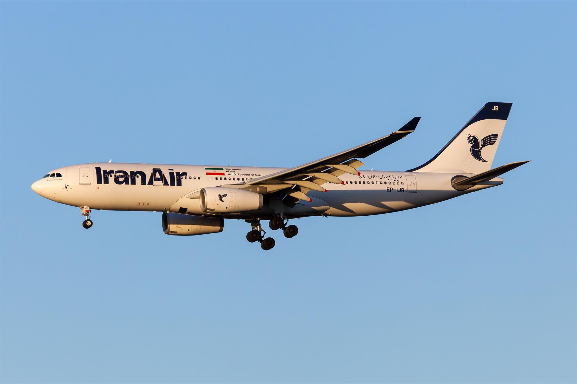 La ciudad santa musulmán en Irak suspendió a las aerolíneas iraníes en cumplimiento de las sanciones de EEUU