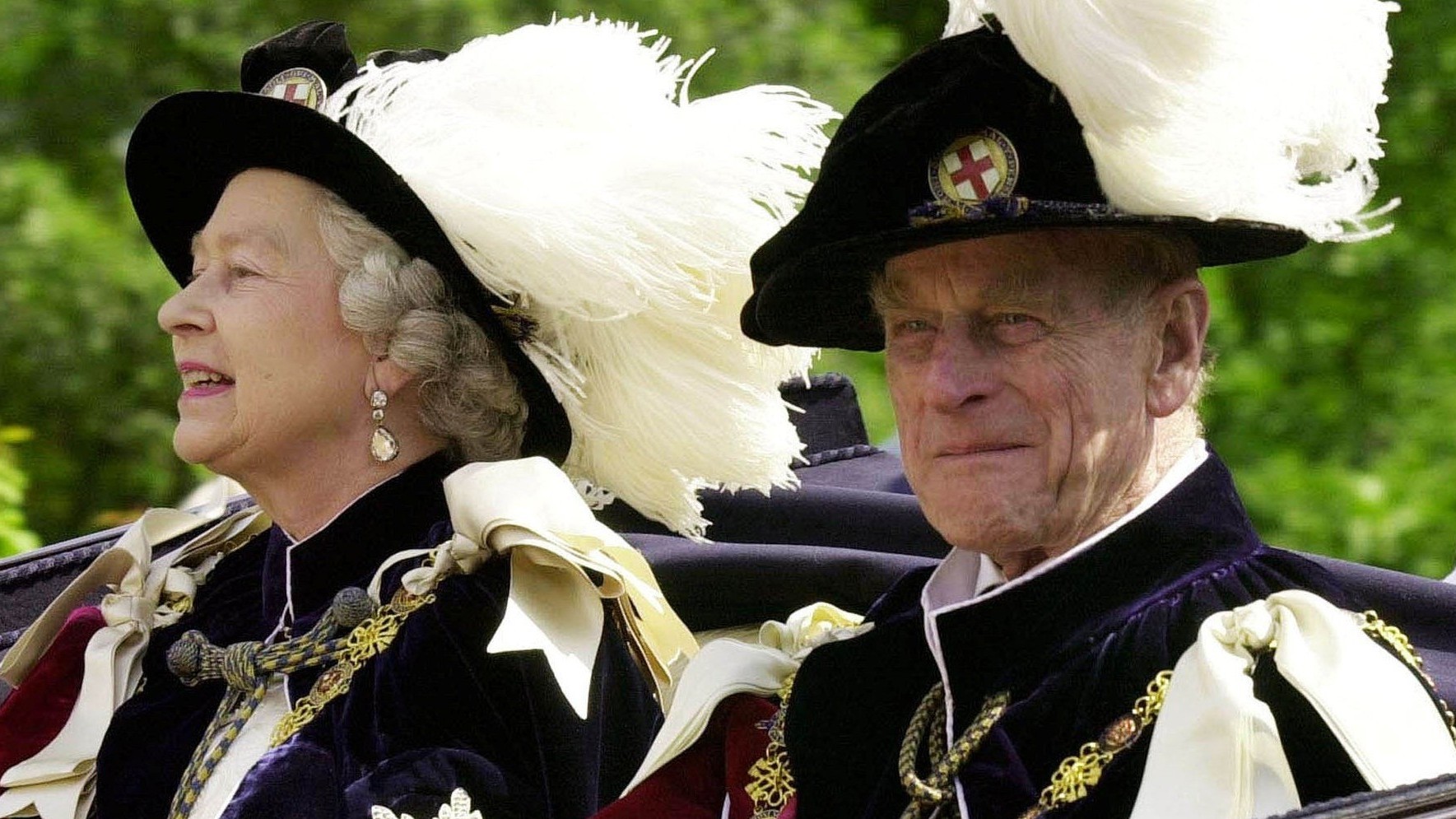 Foto de archivo: La reina Isabel II y el príncipe FelipeReuters