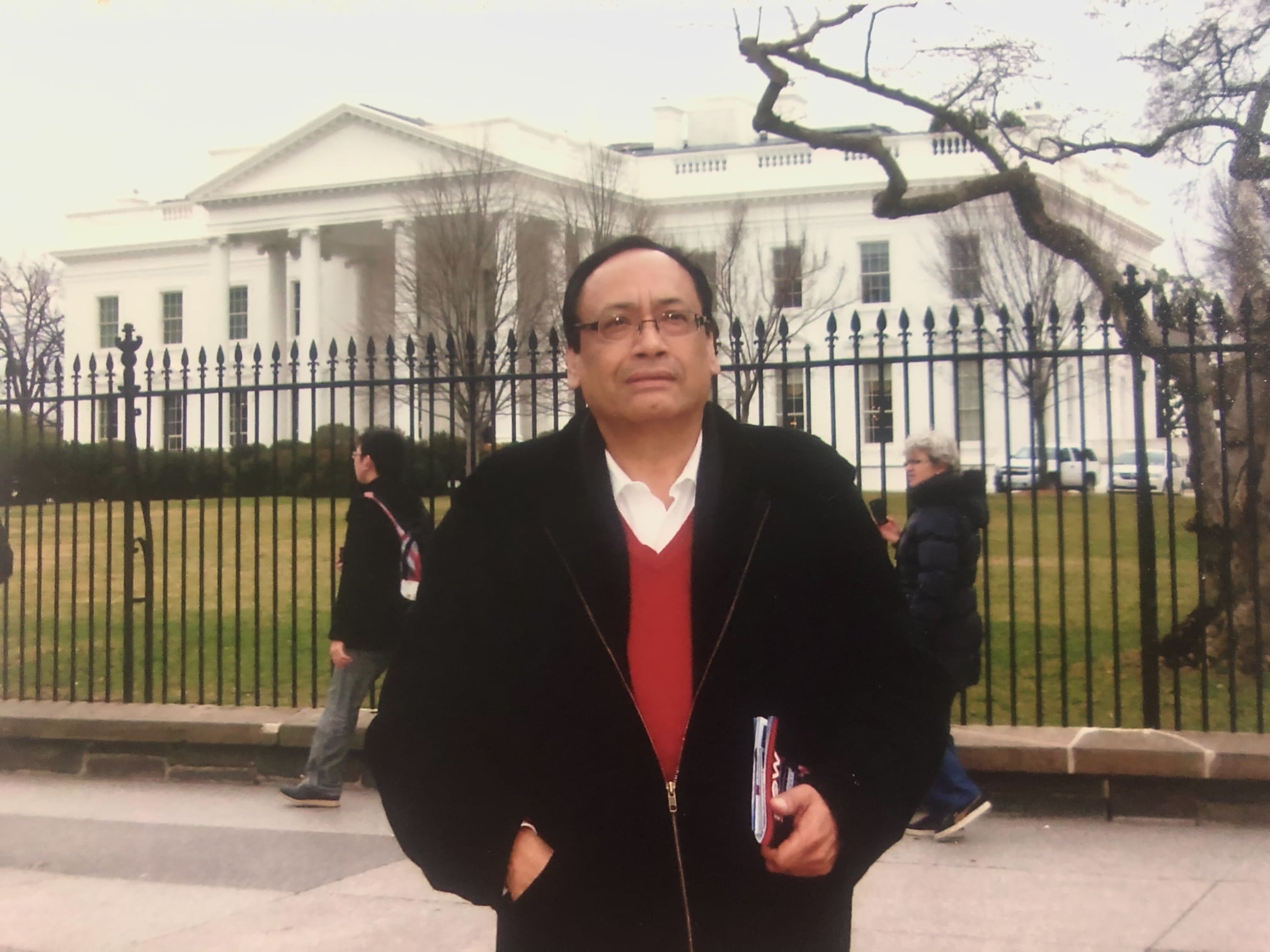 El periodista y escritor murió el lunes de un paro cardiaco. Foto: Tomada de Facebook José Martínez
